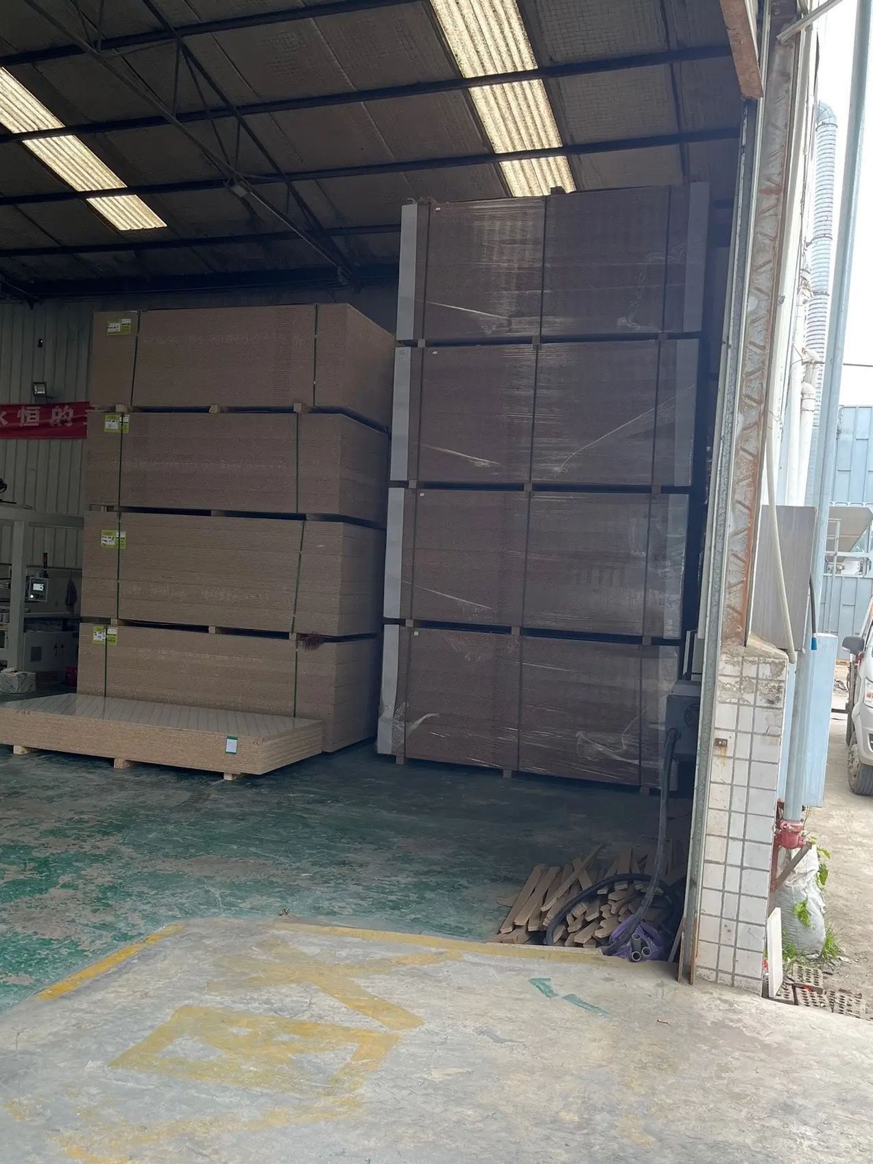 唐山玲丽全屋定制工厂