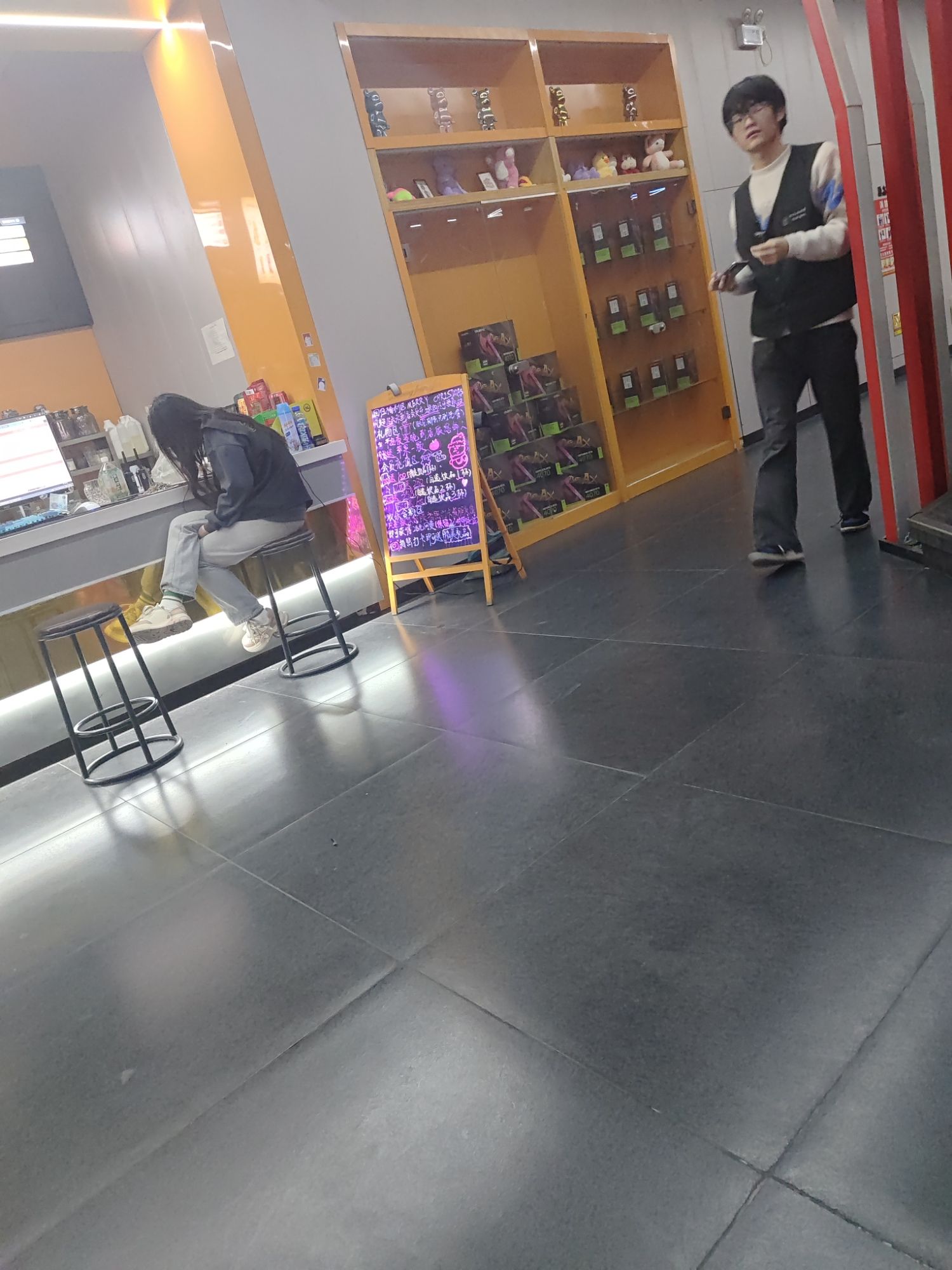 卓玟网咖(兰天城市广场店)