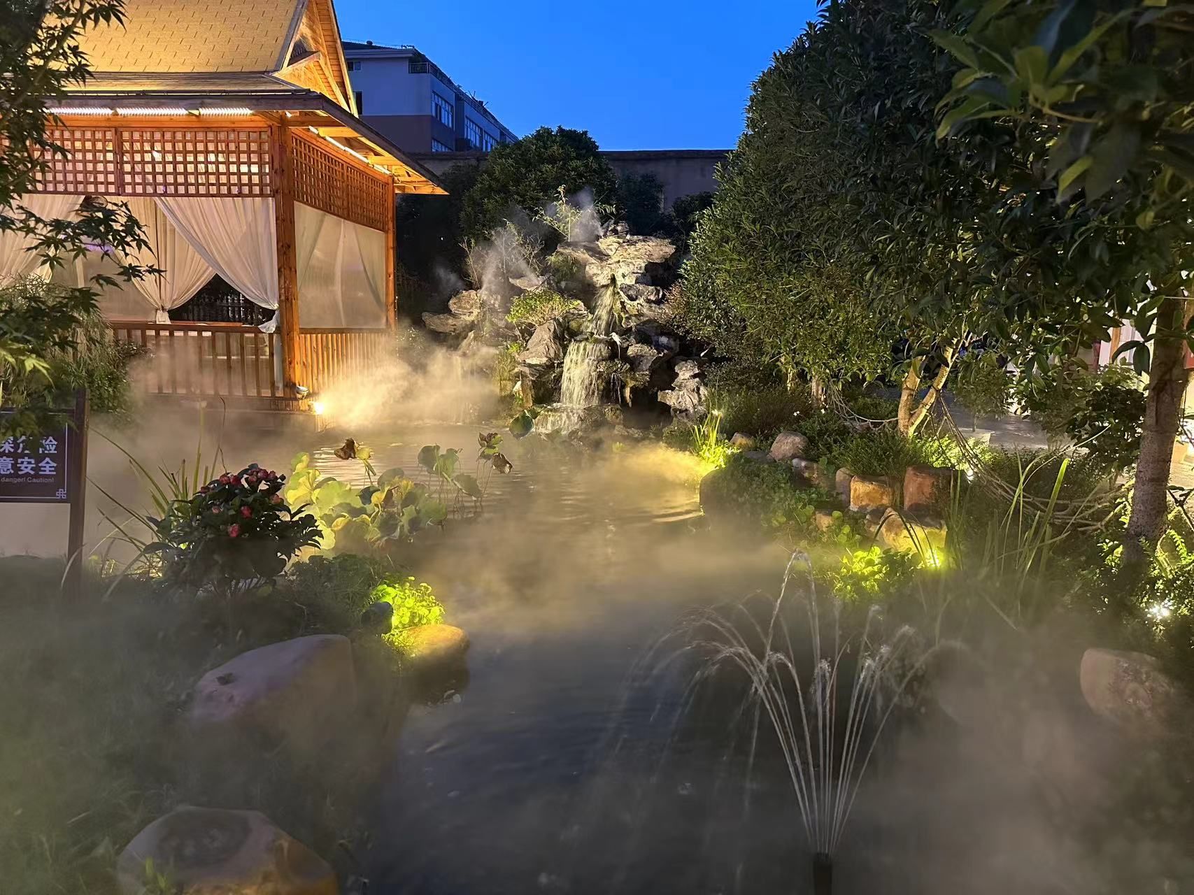 澜亭别院庭院餐厅