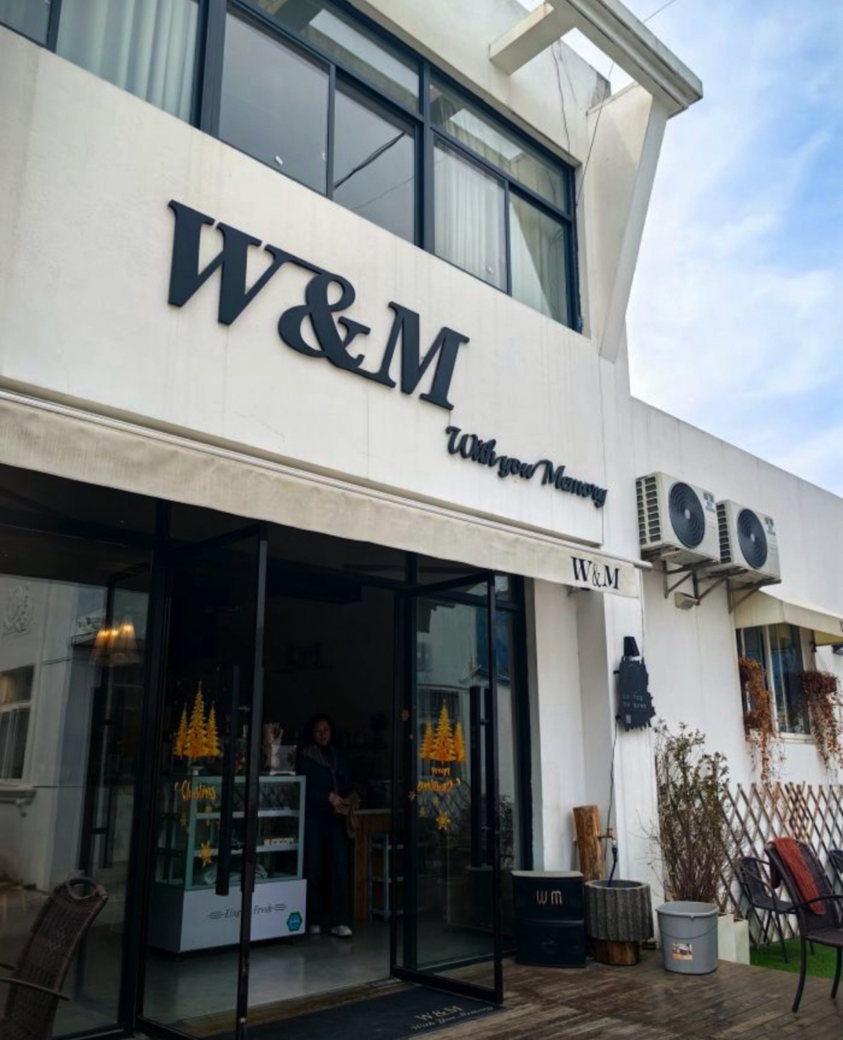 W&M咖啡店