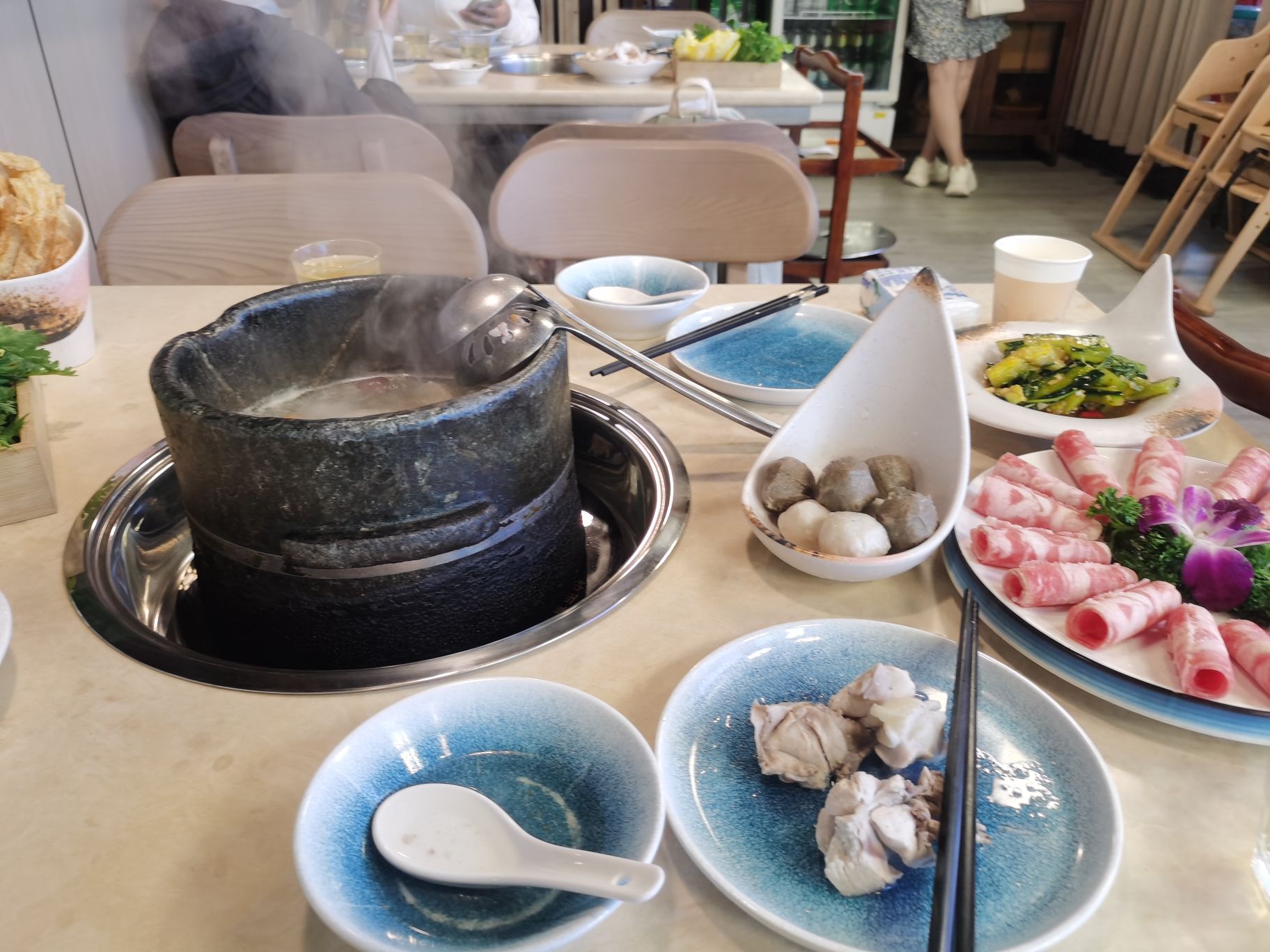 鼎生源椰子鸡东山羊养生餐馆(吉祥楼店)