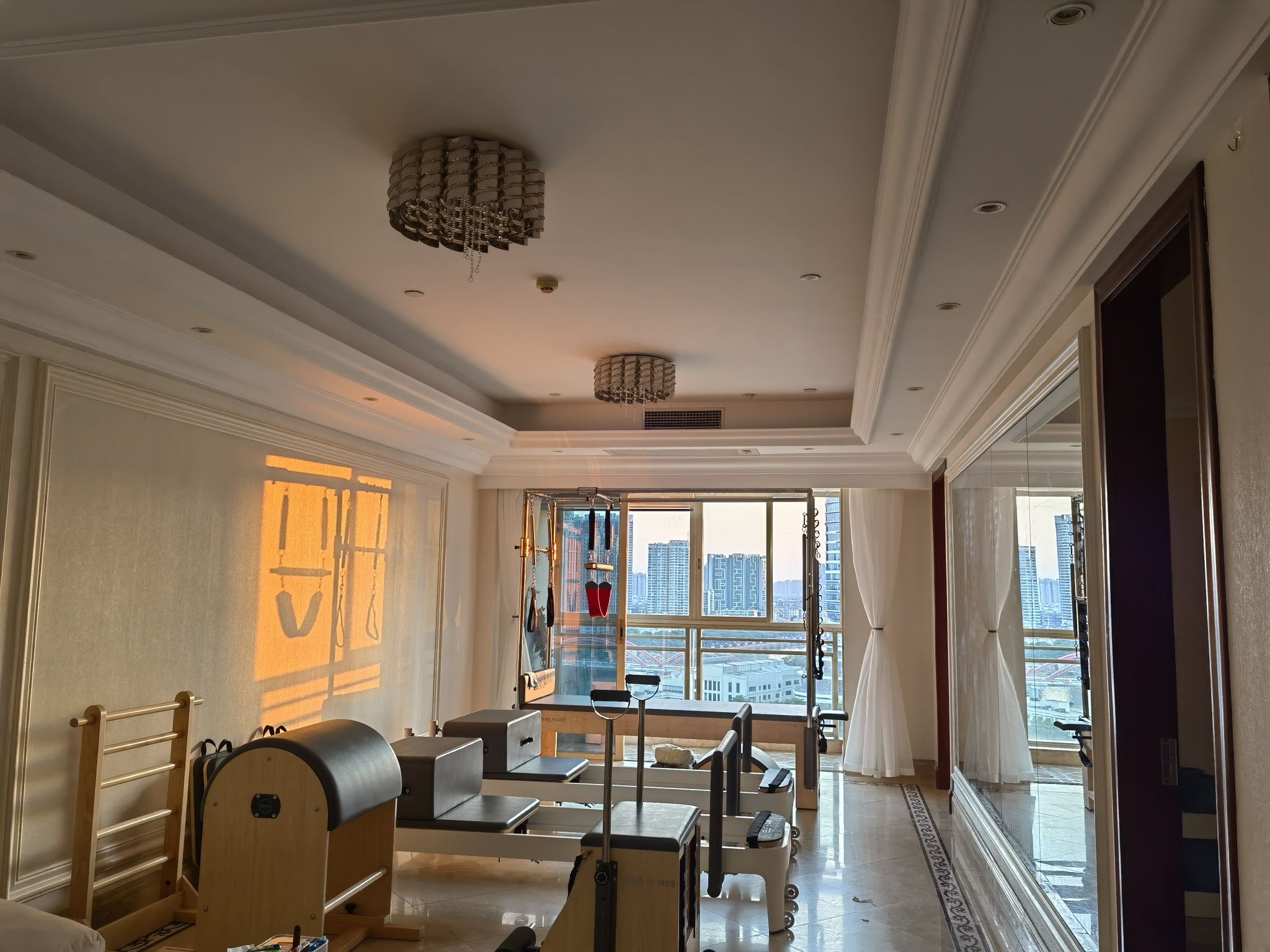 场地封面-彼乐普拉提工作室