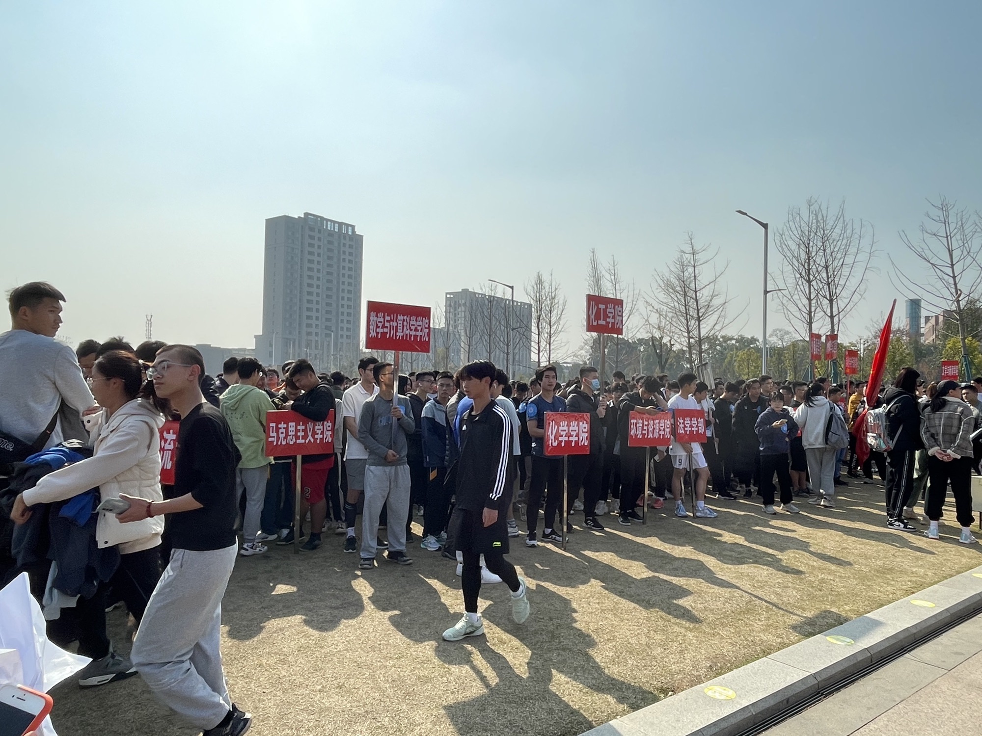 湘潭大学-铜像广场旅行图片 1