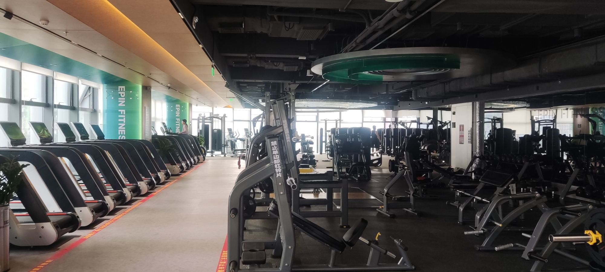 场地封面-壹品游泳健身(光明乐府店)