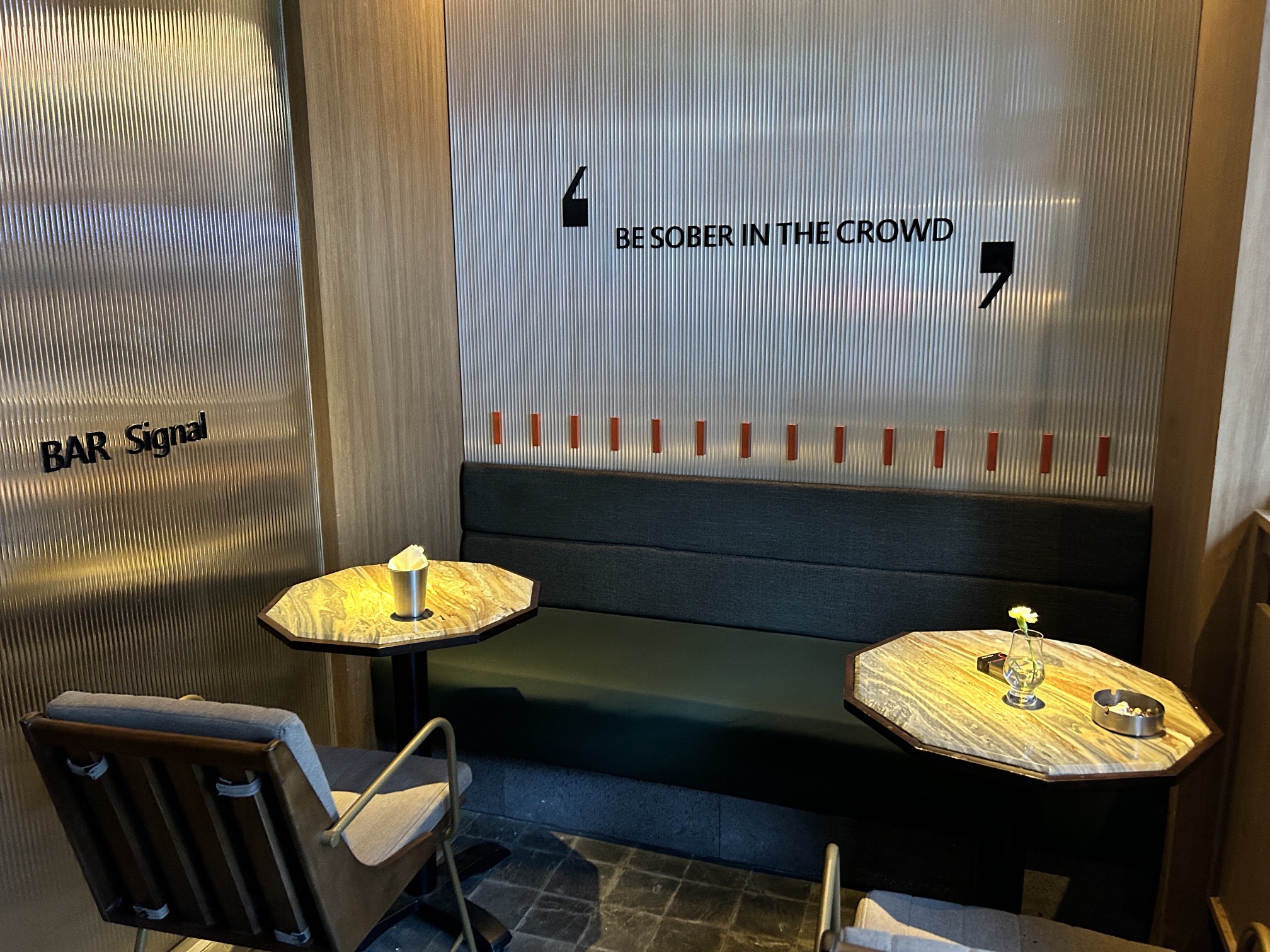 场地封面-BAR Signal