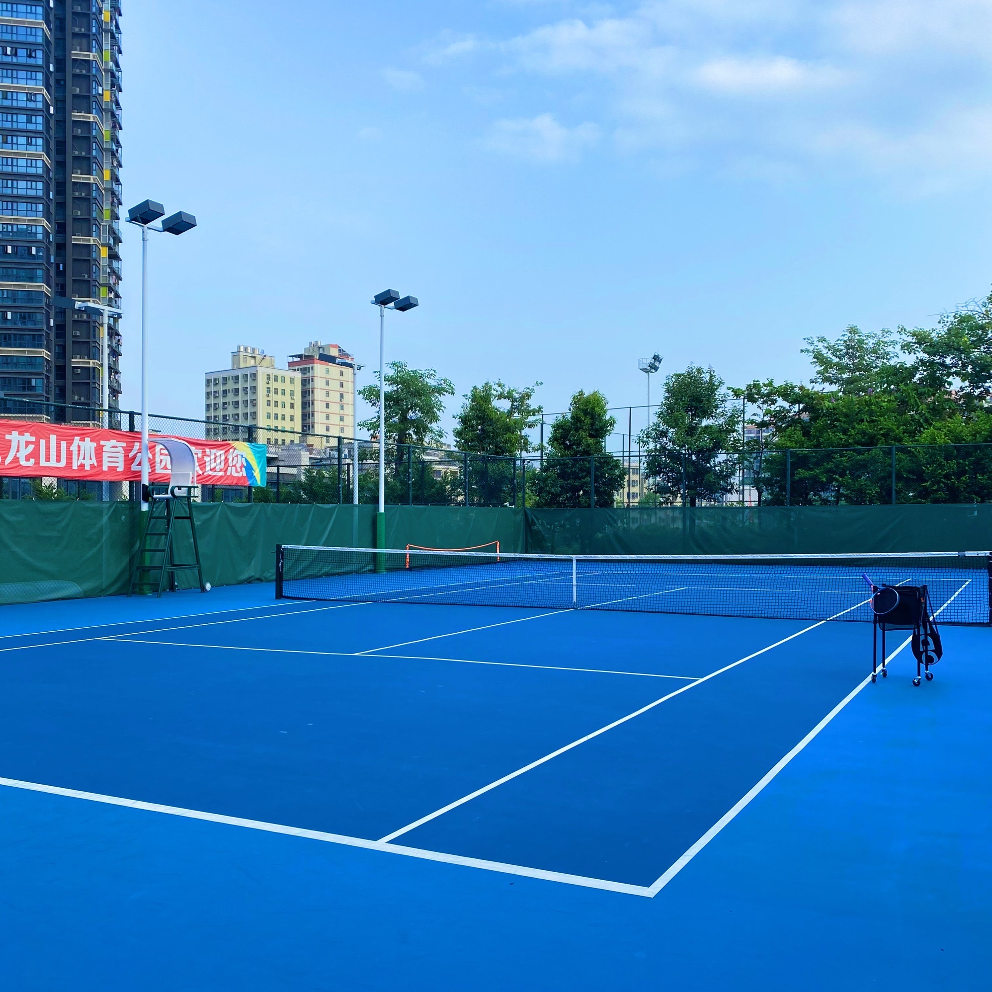 场地封面-泛思博特网球培训中心(九龙山校区)