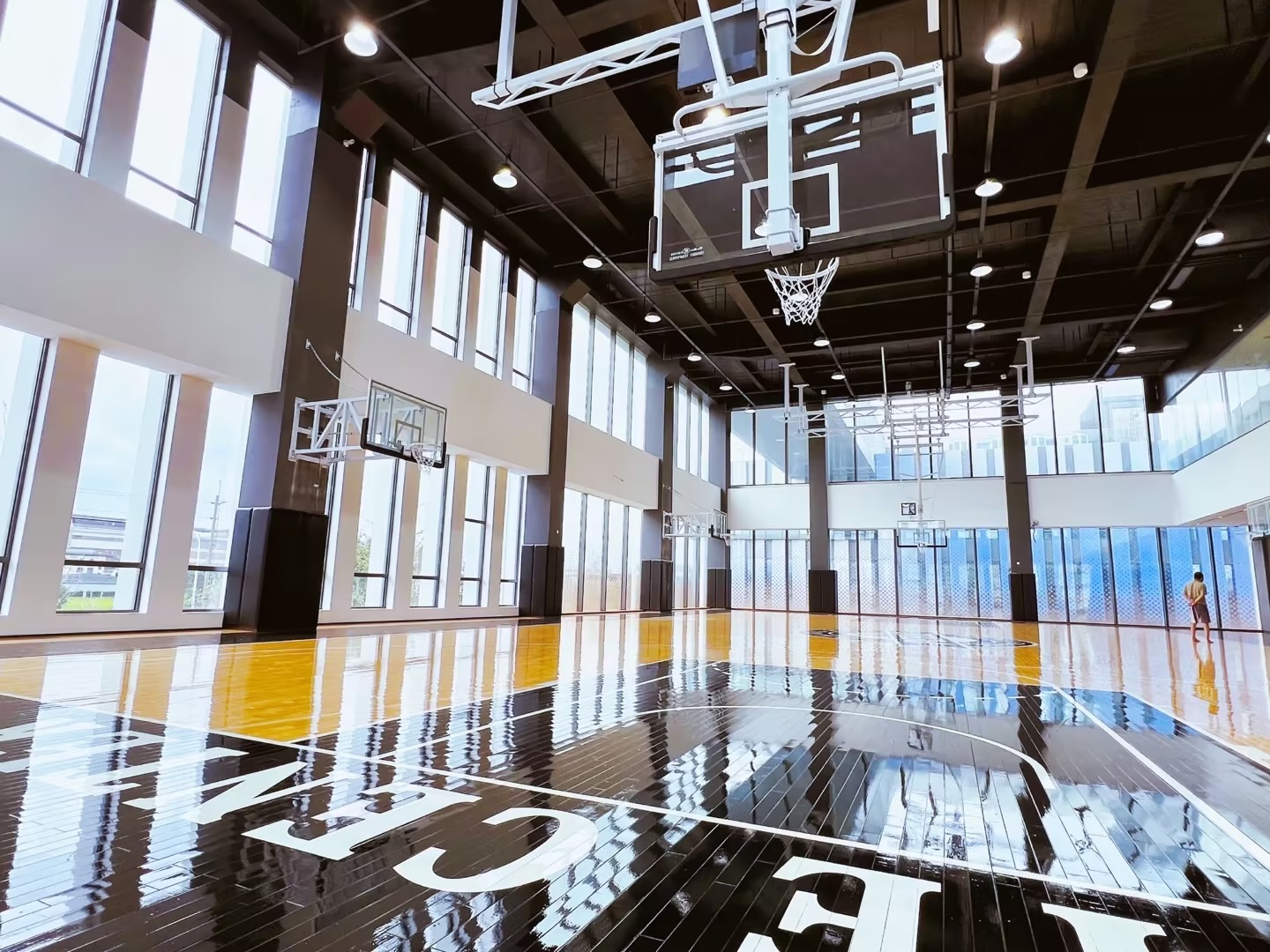 场地封面-PETRIE·篮球中心·24小时