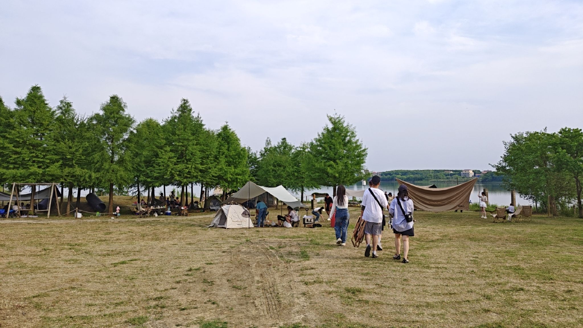 场地封面-云稼慢乡湖畔营地