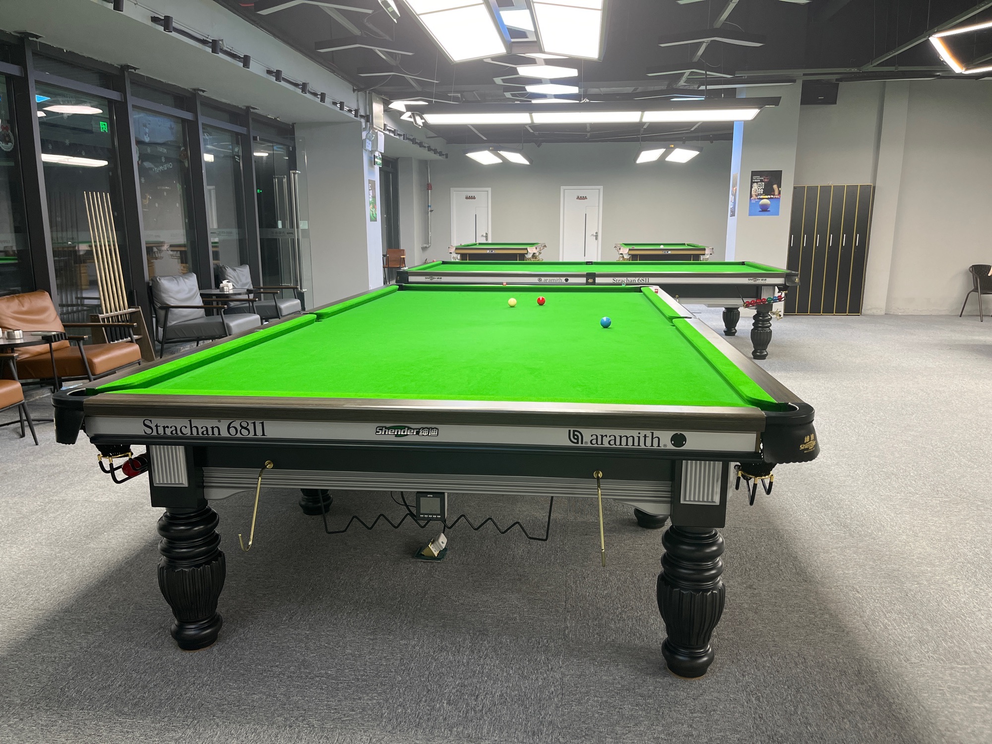 场地封面-力铂台球