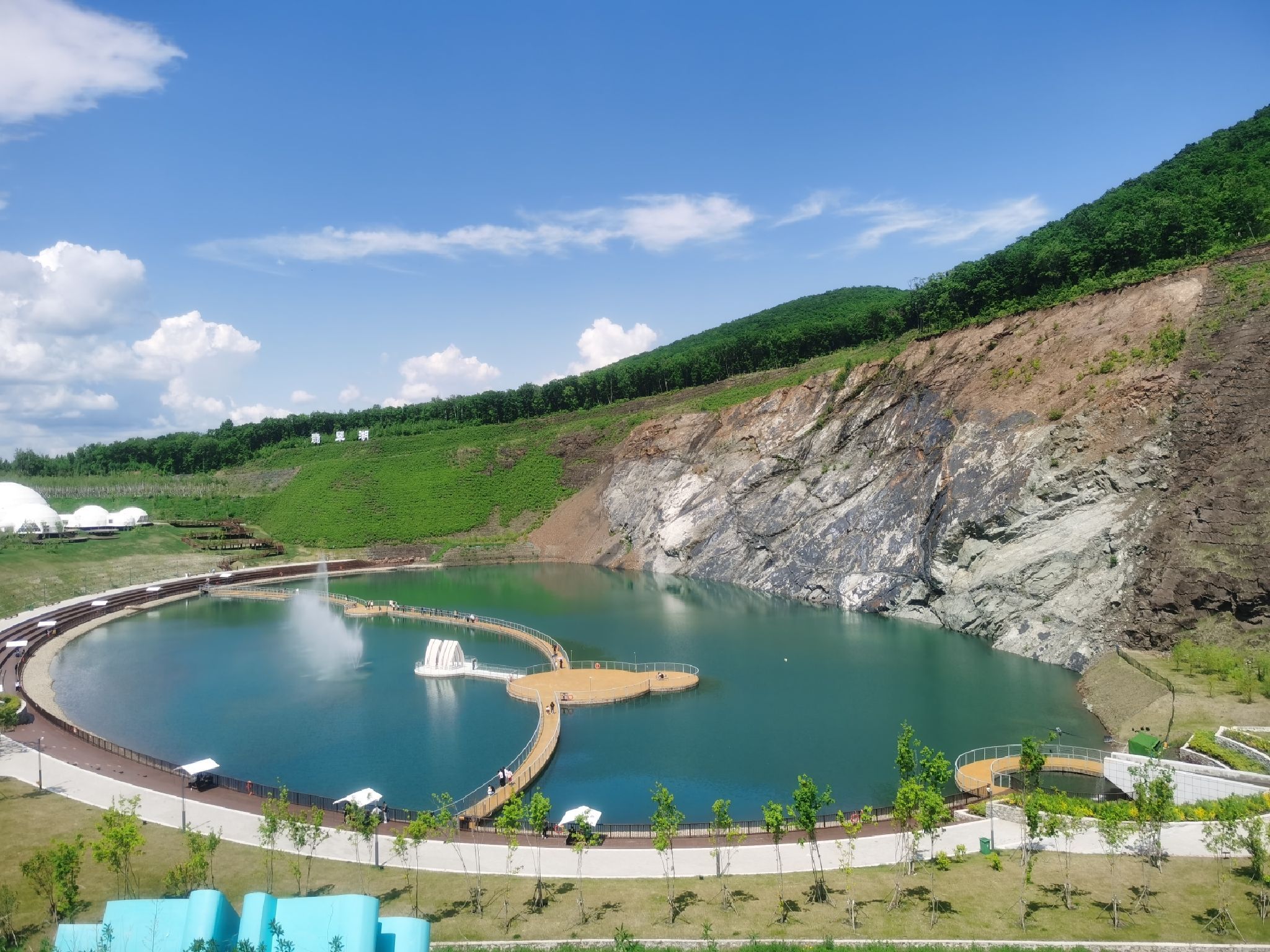 宝清县翡翠湖矿坑森林公园(暂停开放)旅行图片 1