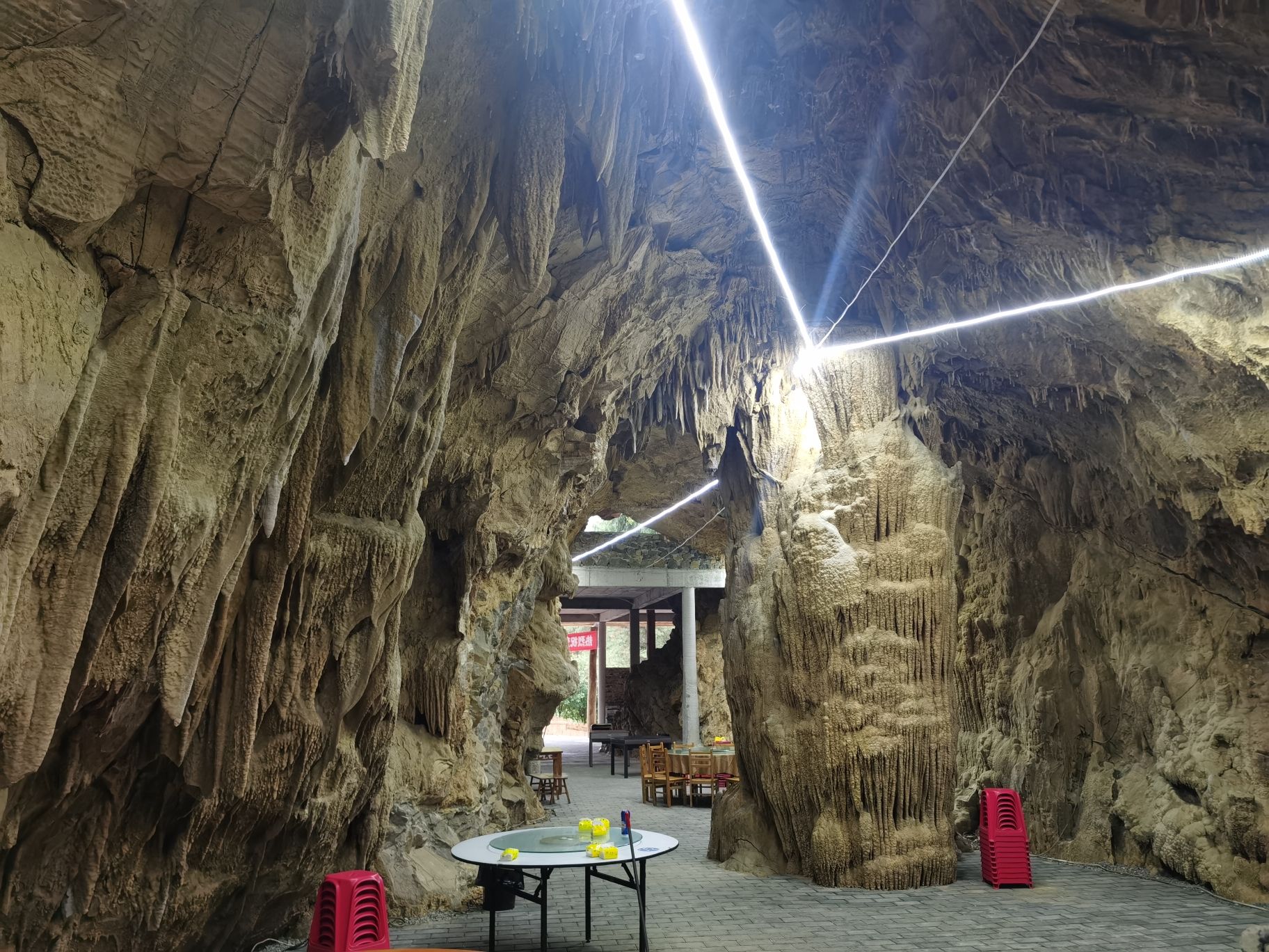 假角山天然溶洞旅行图片 2