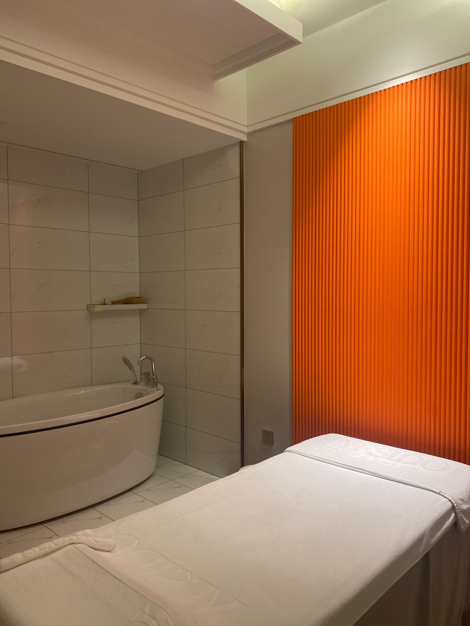 YESIDO椰岛美容(北美新天地店)