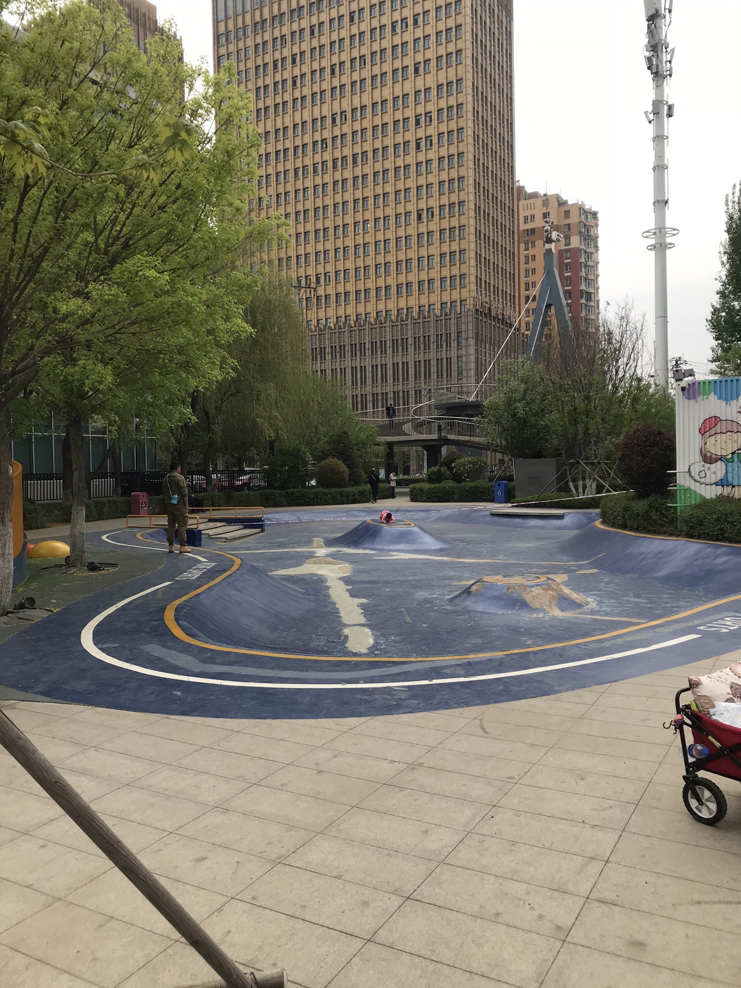 沈阳青少年宫绿地口袋公园旅行图片 2