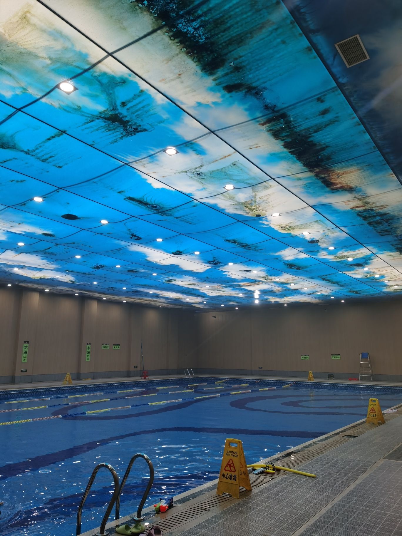 场地封面-金曼巴游泳健身