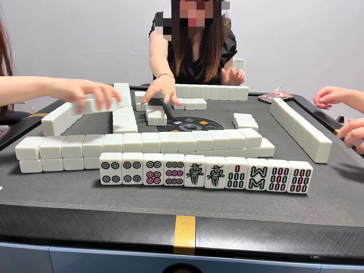 场地封面-麻公馆·24H自助智能棋牌室·茶楼(龙湖时代星空1号楼店)