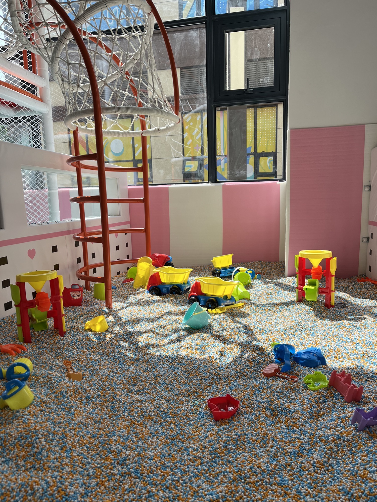 场地封面-趣嗨儿童乐园