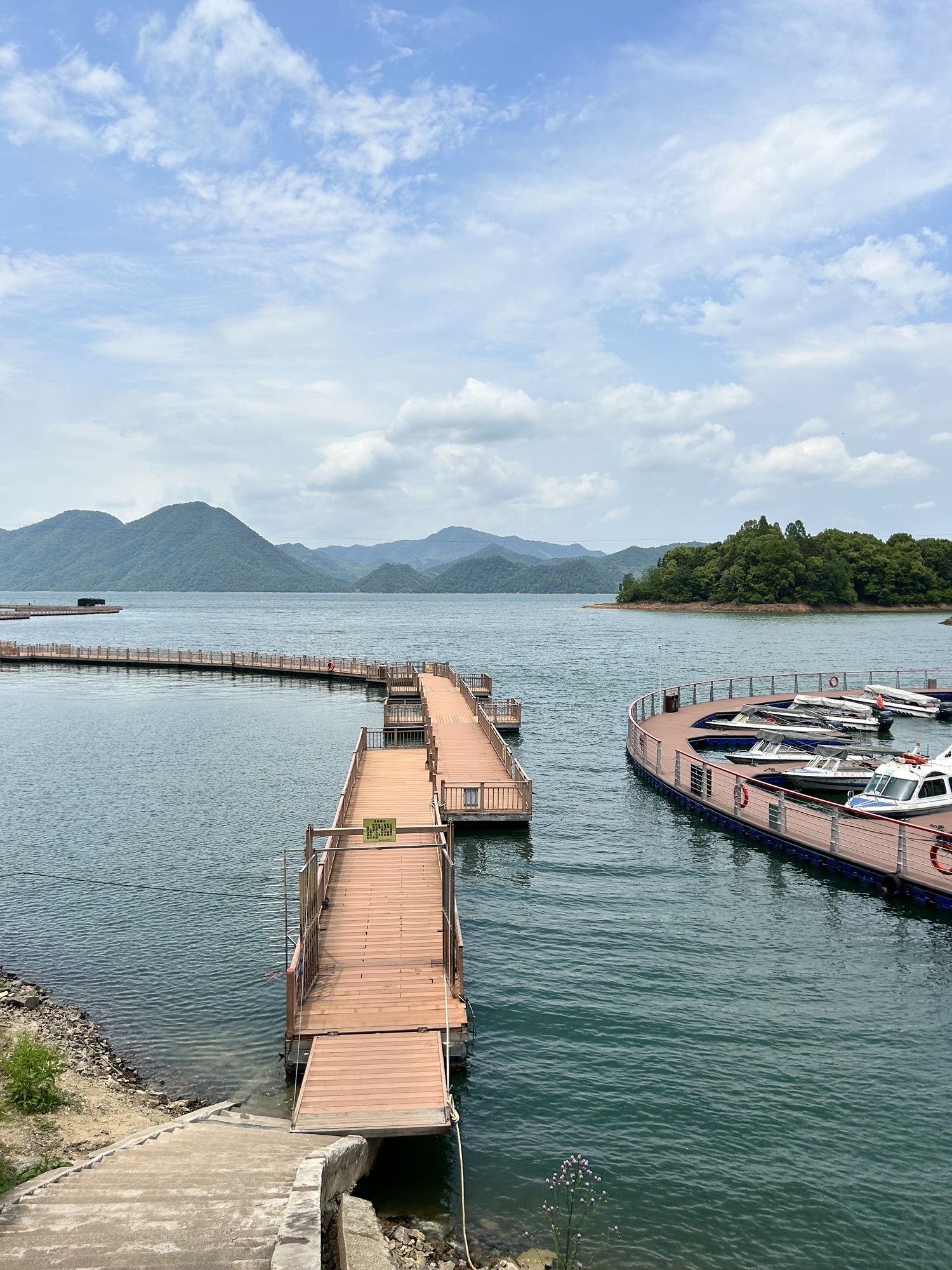 太平湖水上栈道