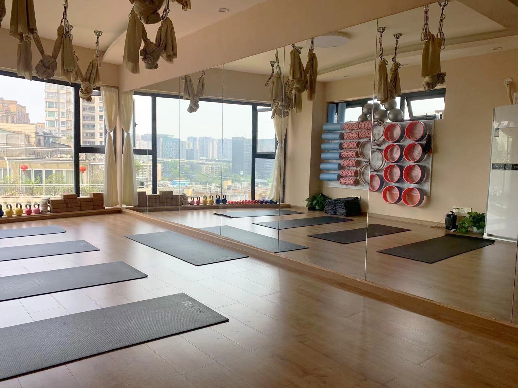 场地封面-Z+简瑜伽·普拉提·舞蹈