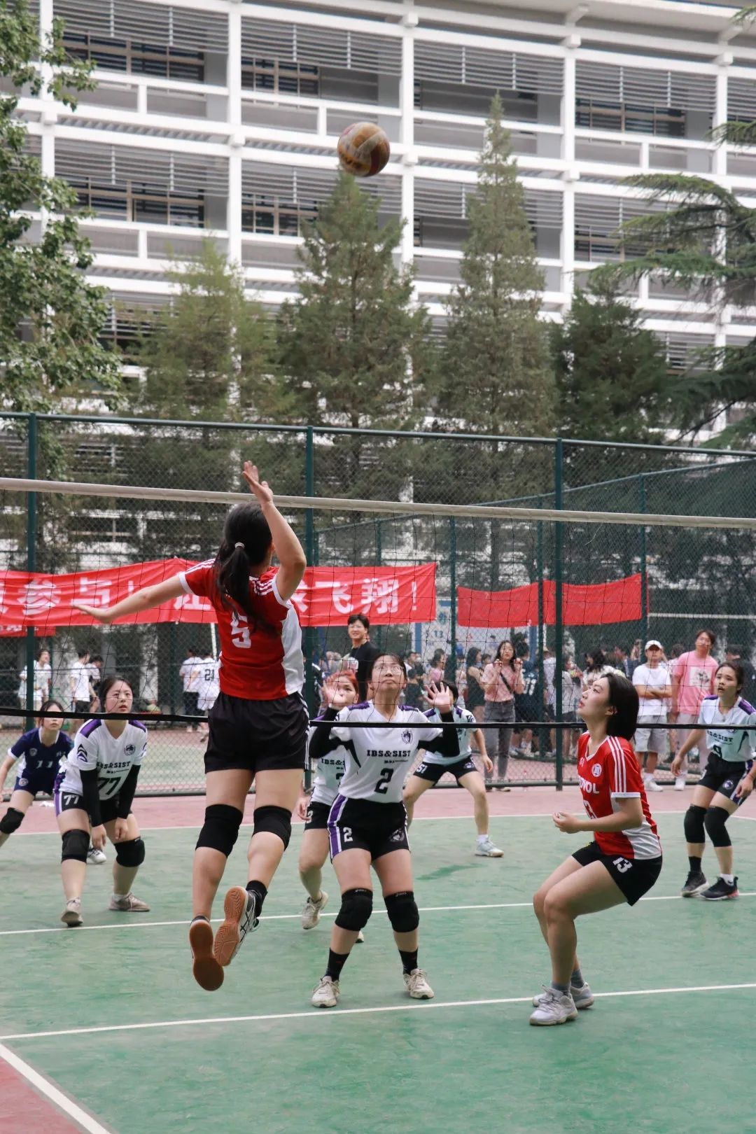 场地封面-北京外国语大学东校区排球场