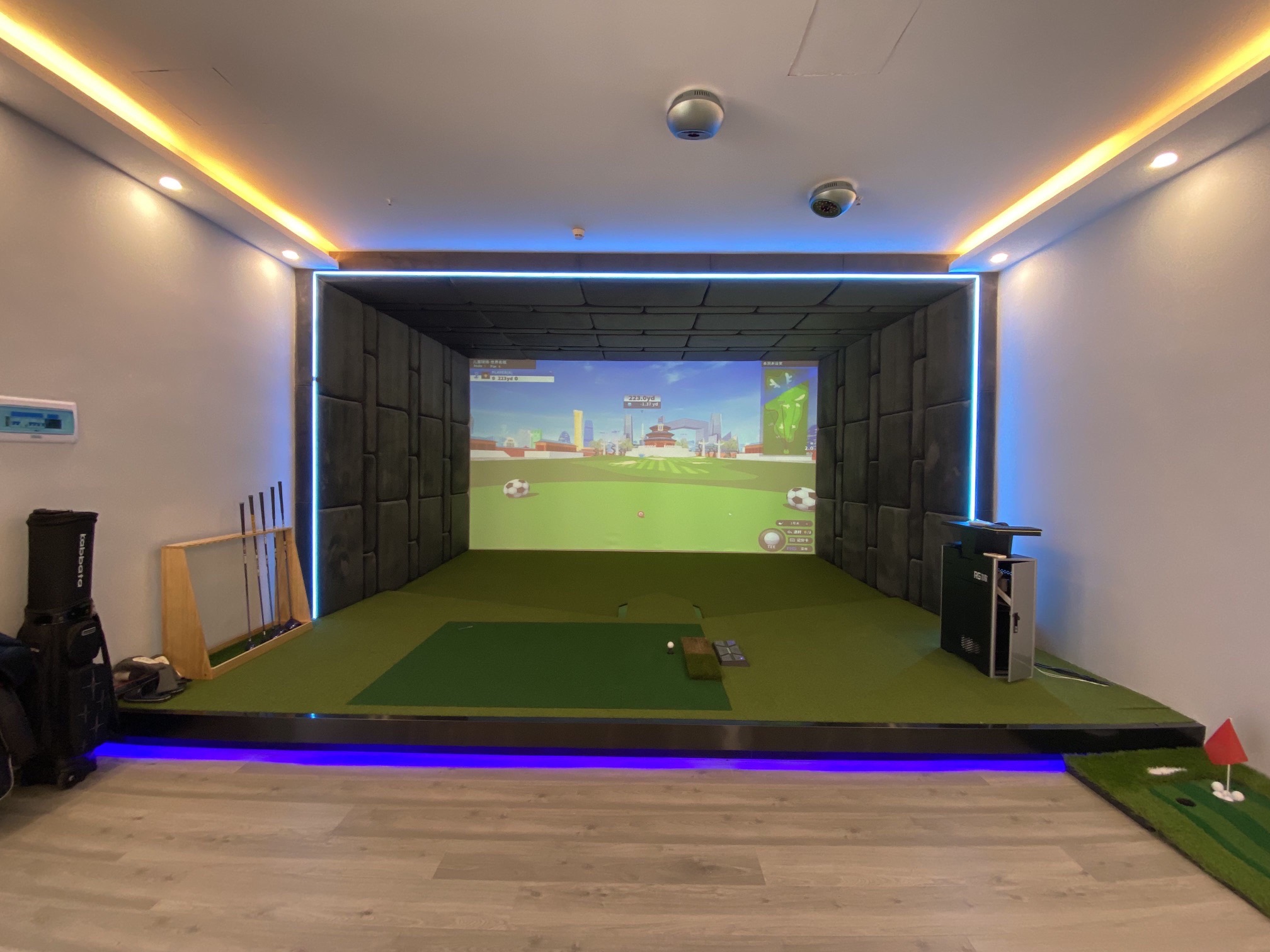 场地封面-C33室内高尔夫体验馆