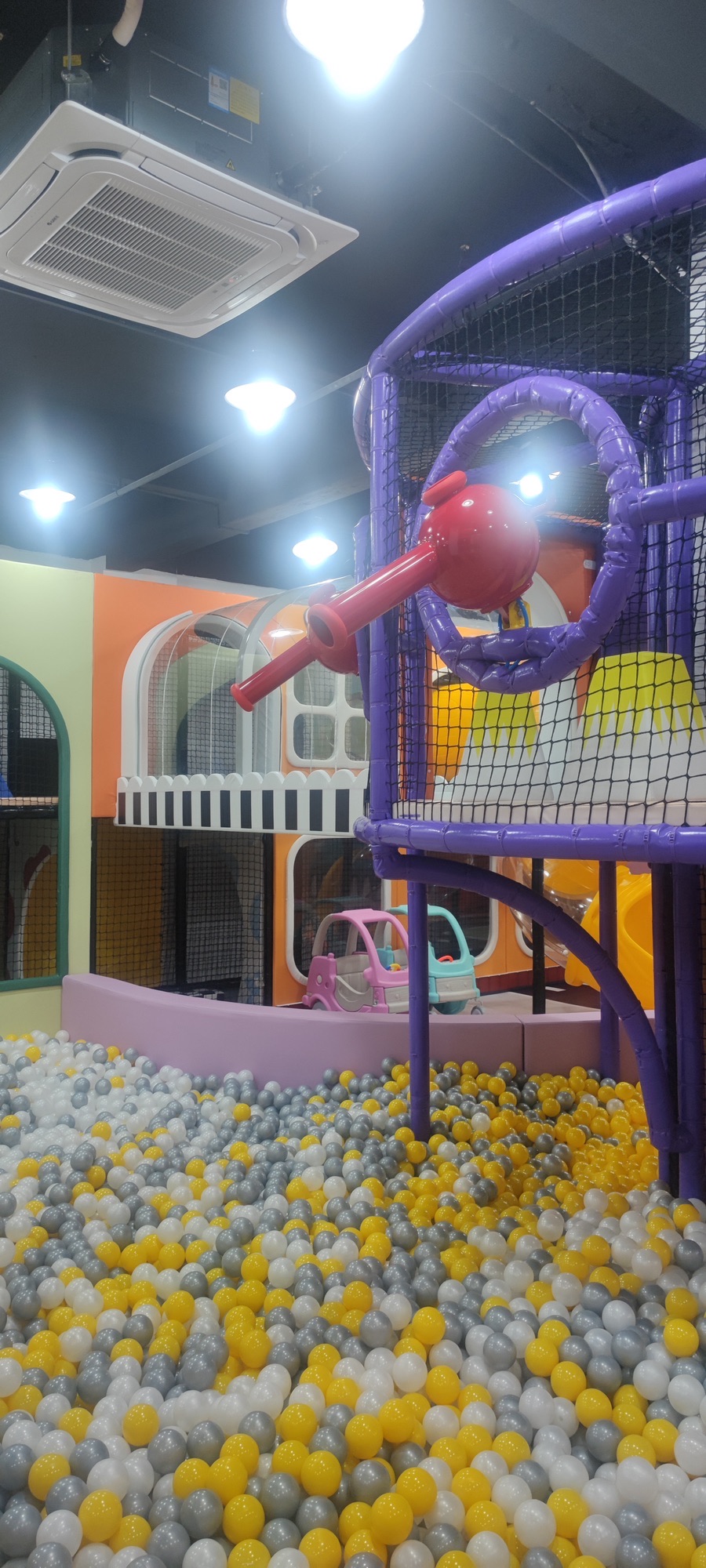 五华县水寨镇迪尼士儿童乐园(二分店)