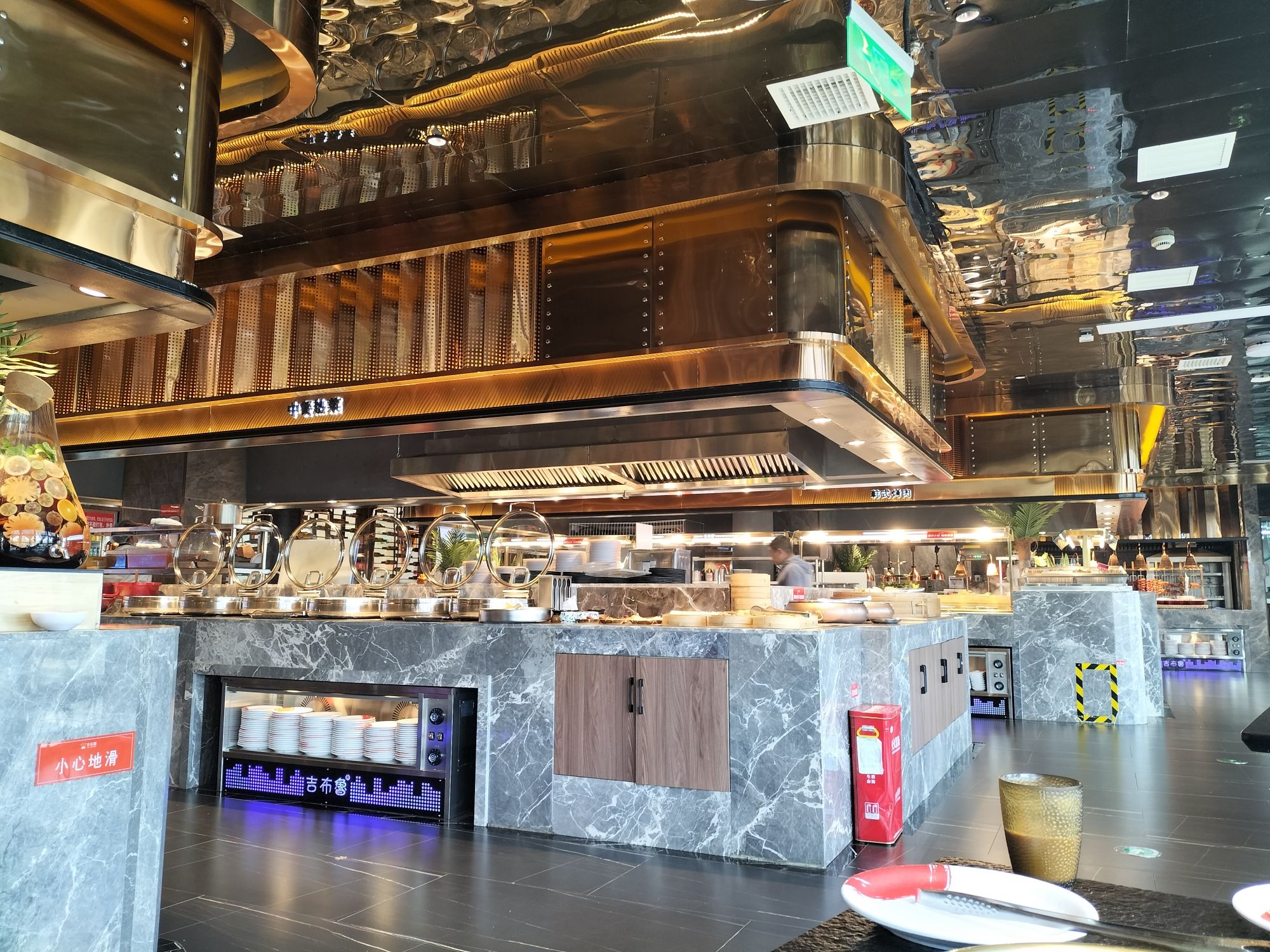 吉布鲁牛排海鲜自助(玉溪万达广场店)