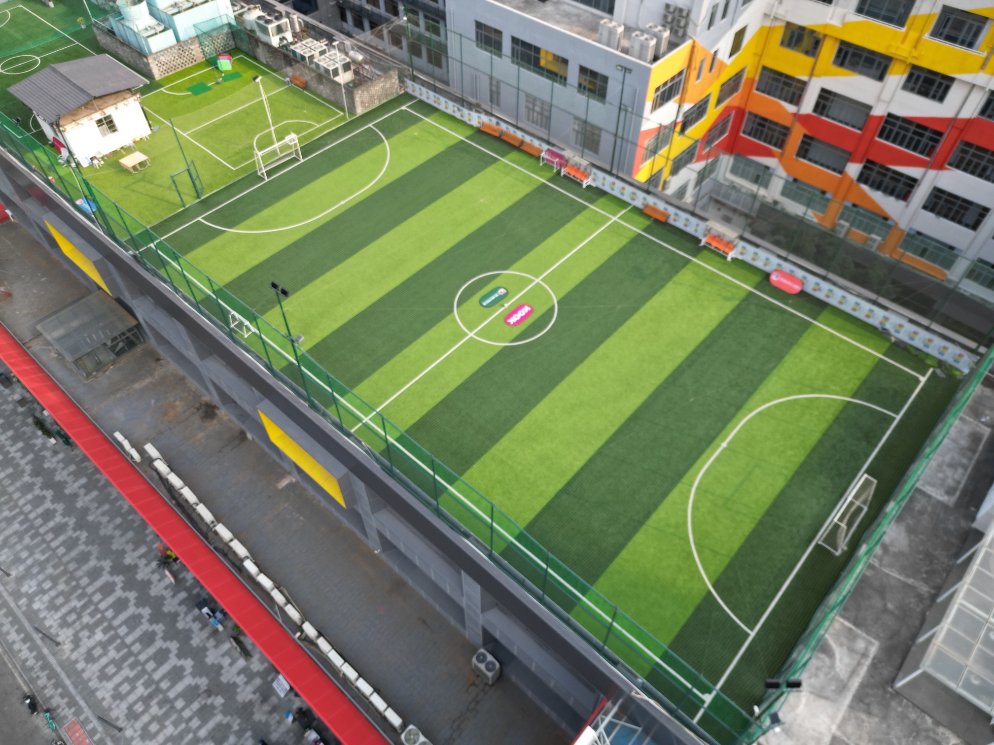 场地封面-行威足球场壹号店