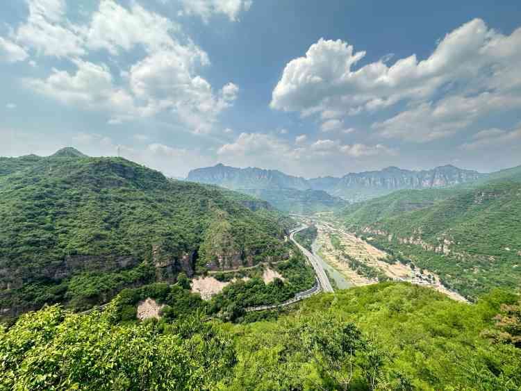 青年洞旅行图片 2
