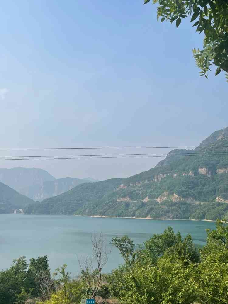 青年洞旅行图片 3