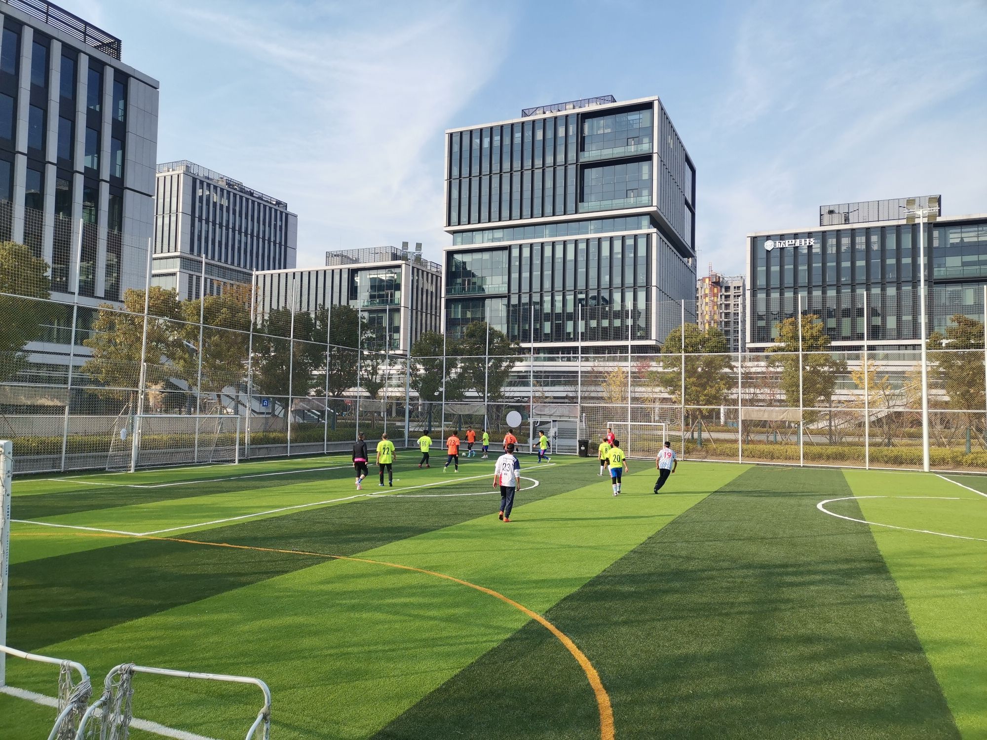 场地封面-哇咔足球场