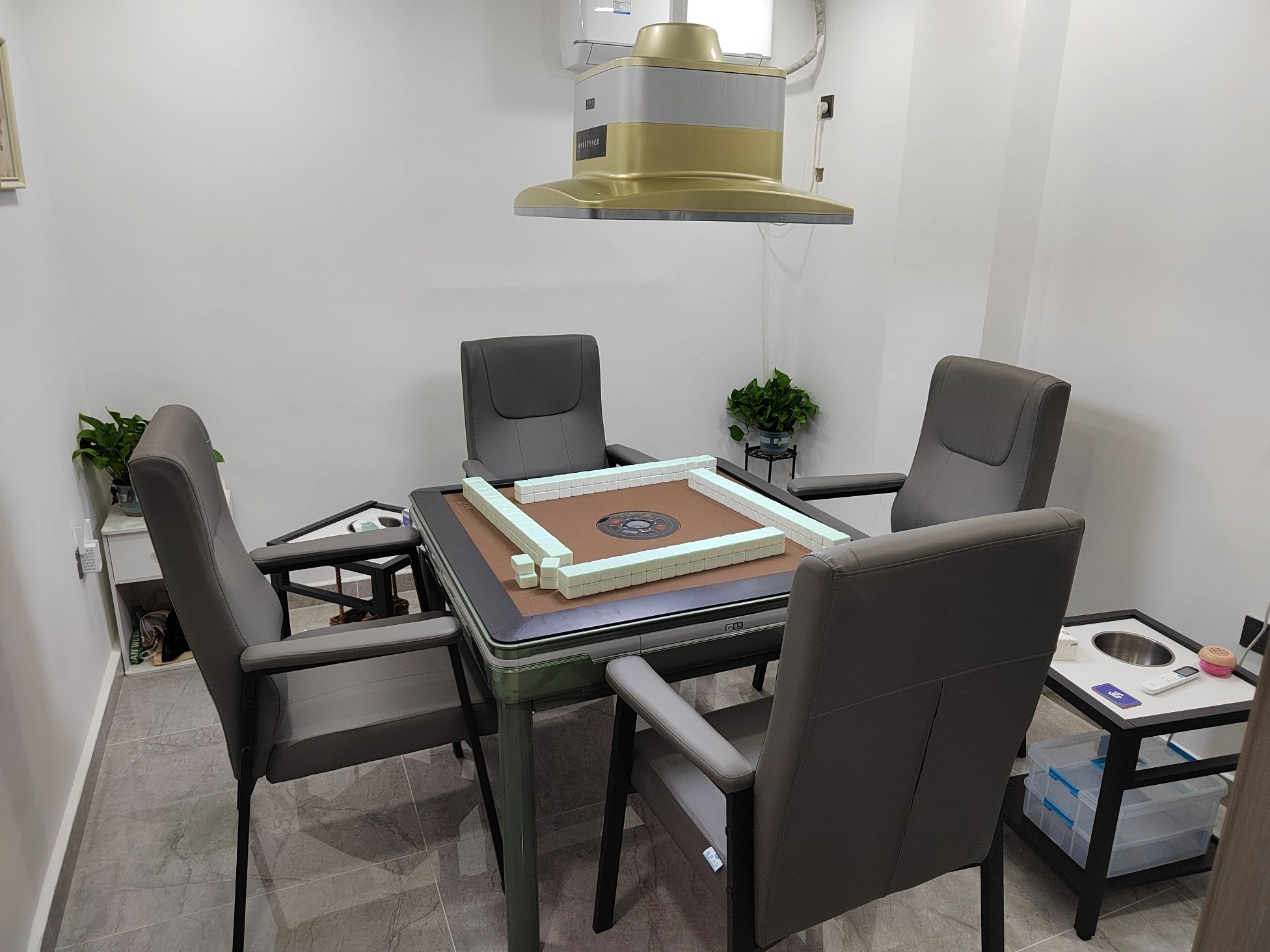 场地封面-爱麻仕