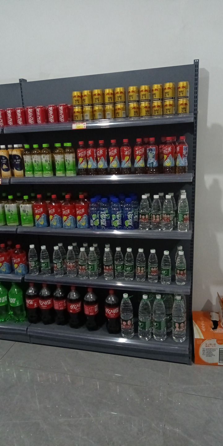 洪湖腾云百货店