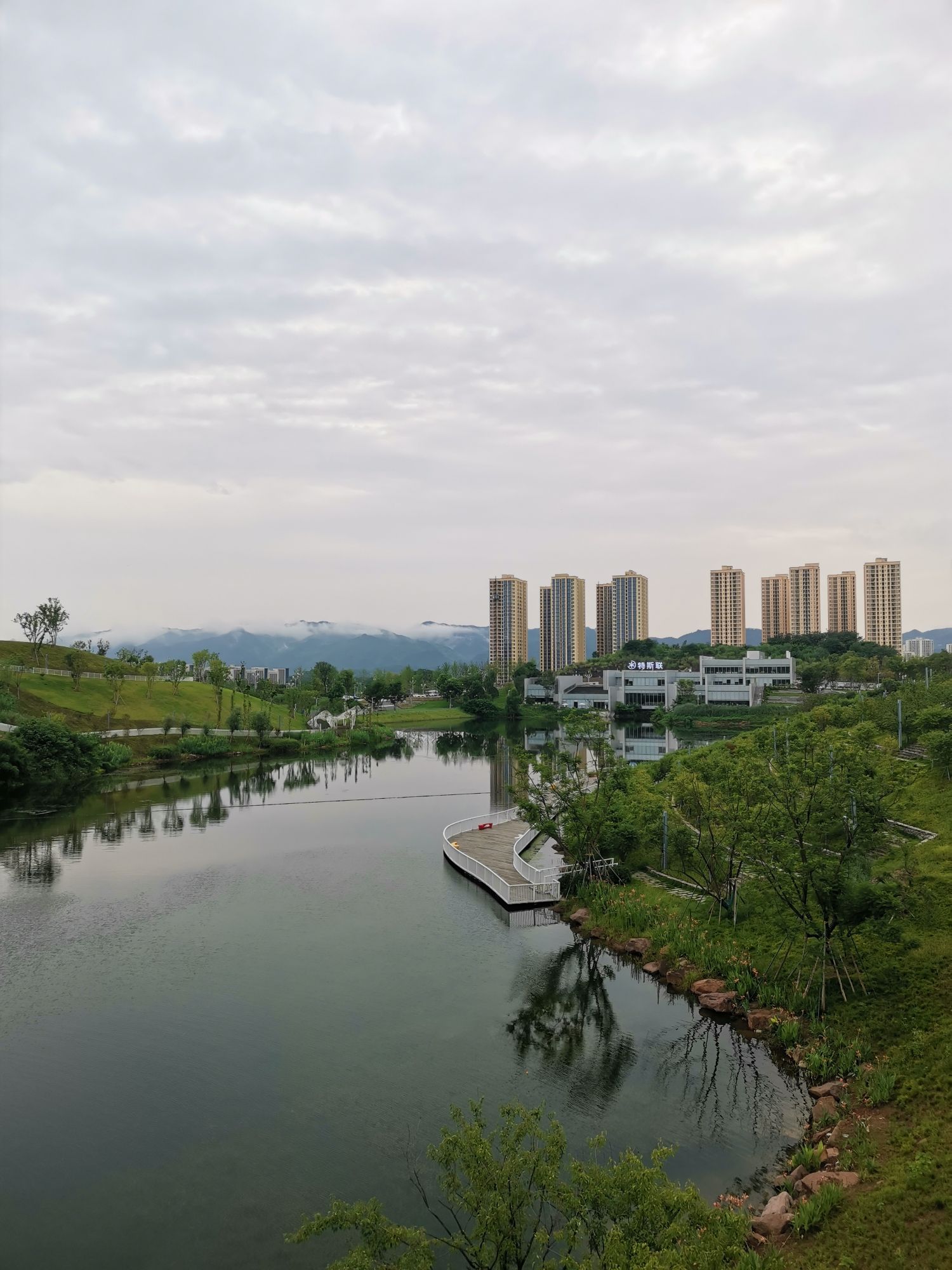 凤鸣湖公园旅行图片 1