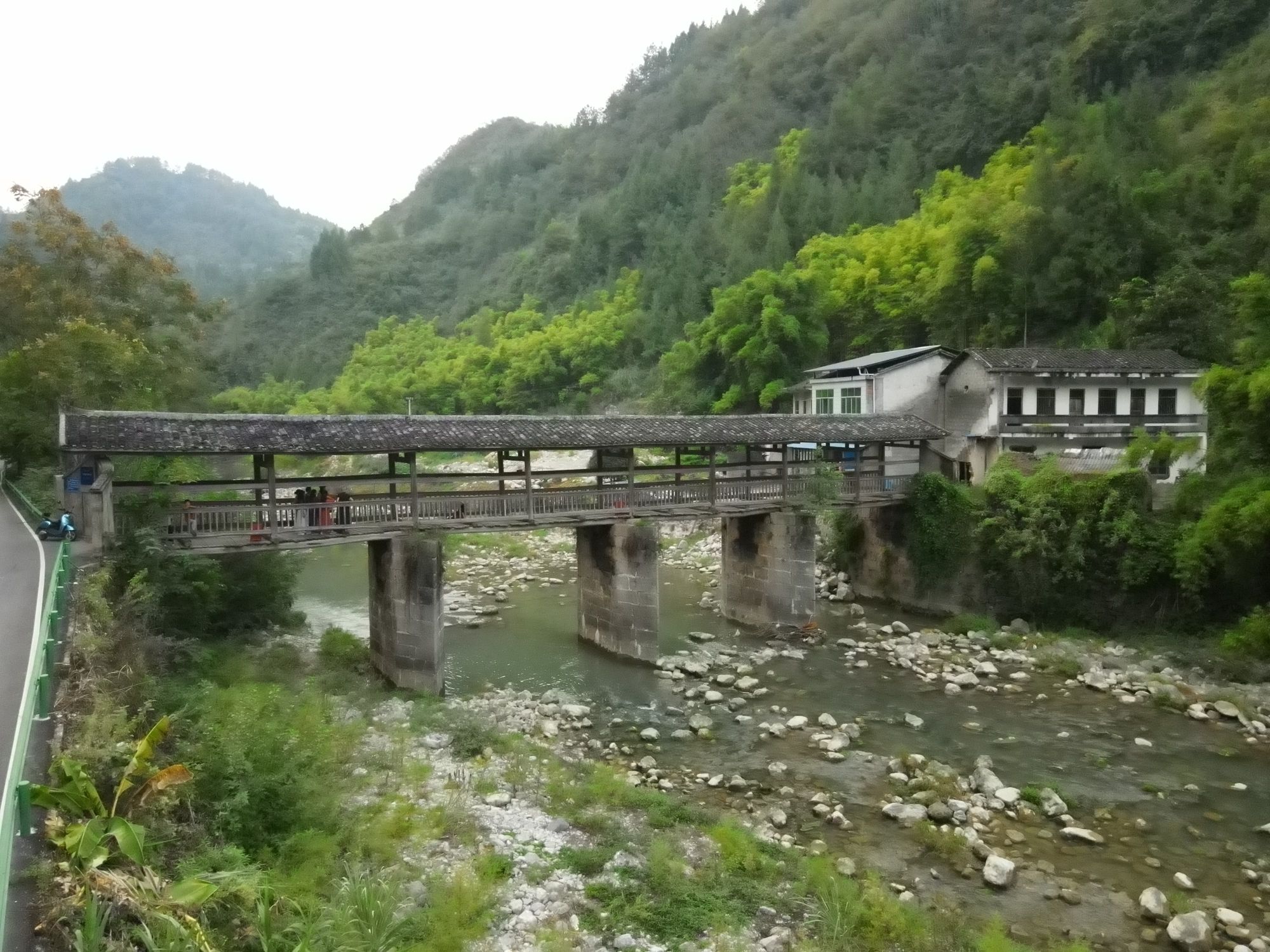 七里潭廊桥旅行图片 2