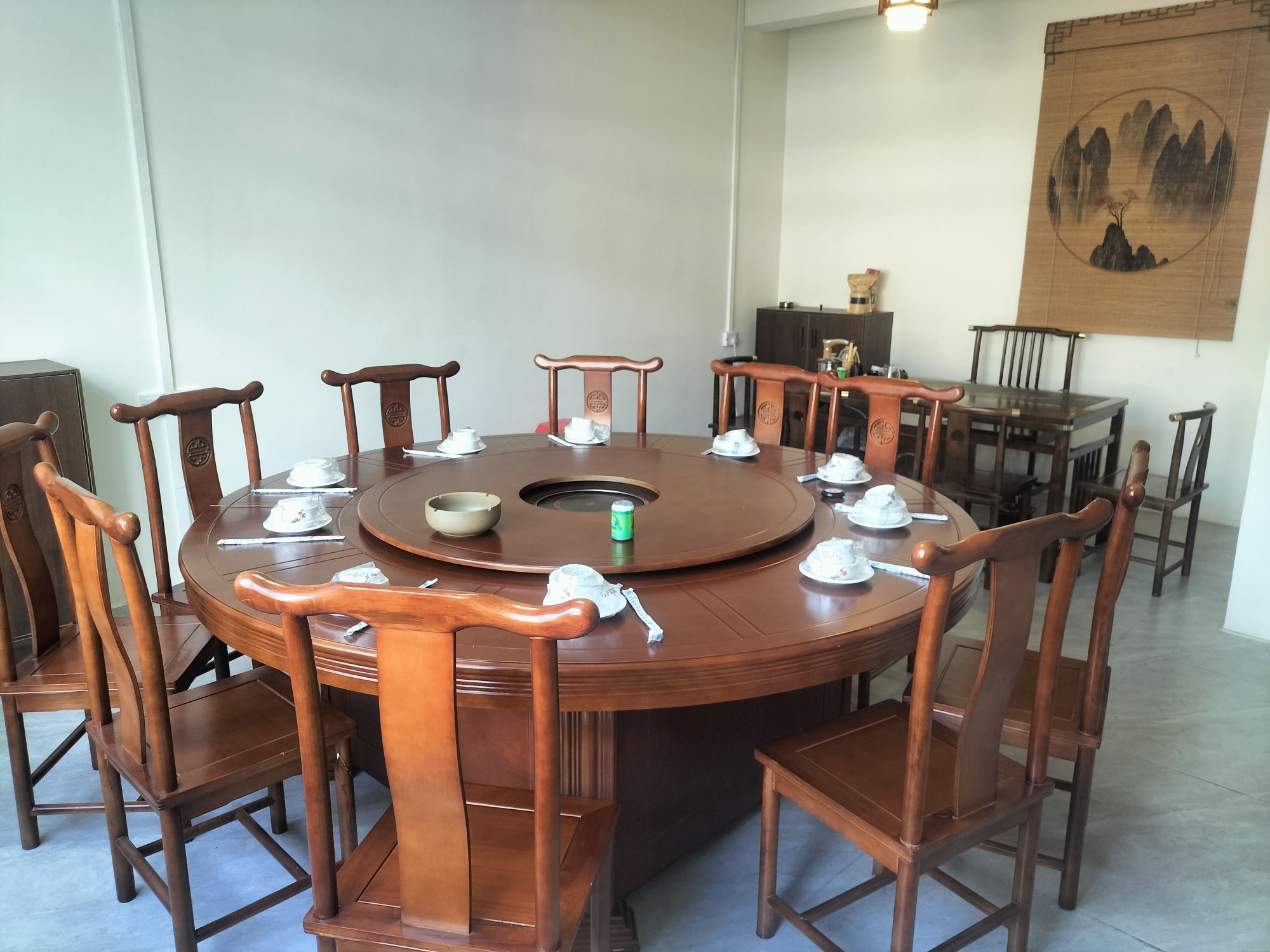 瑶乡一品轩餐馆