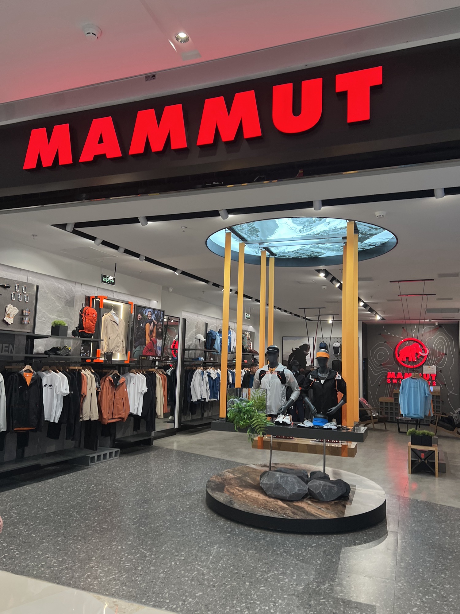 MAMMUT(南昌万象城)