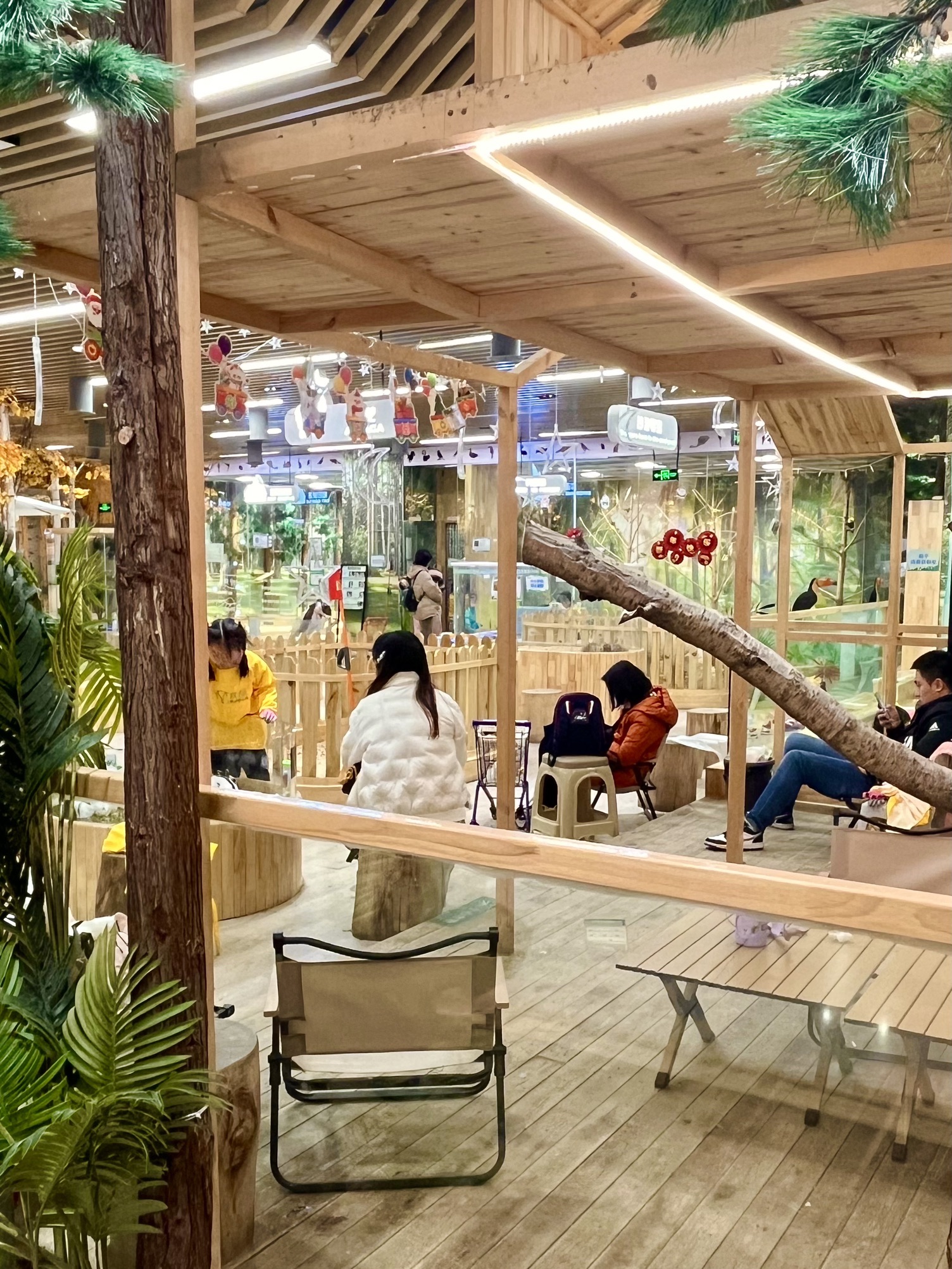 场地封面-小象动物公园(江宸天街店)