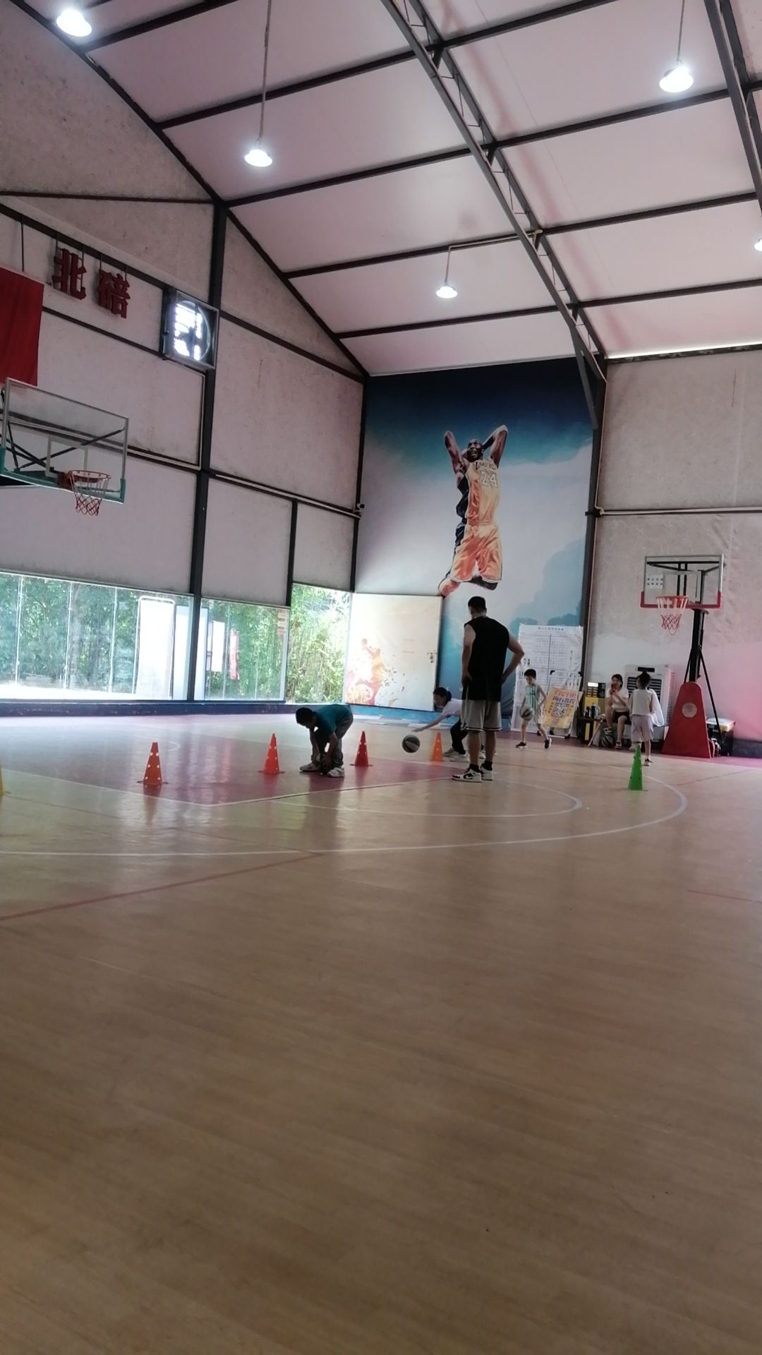 场地封面-武曲星篮球羽毛球基地