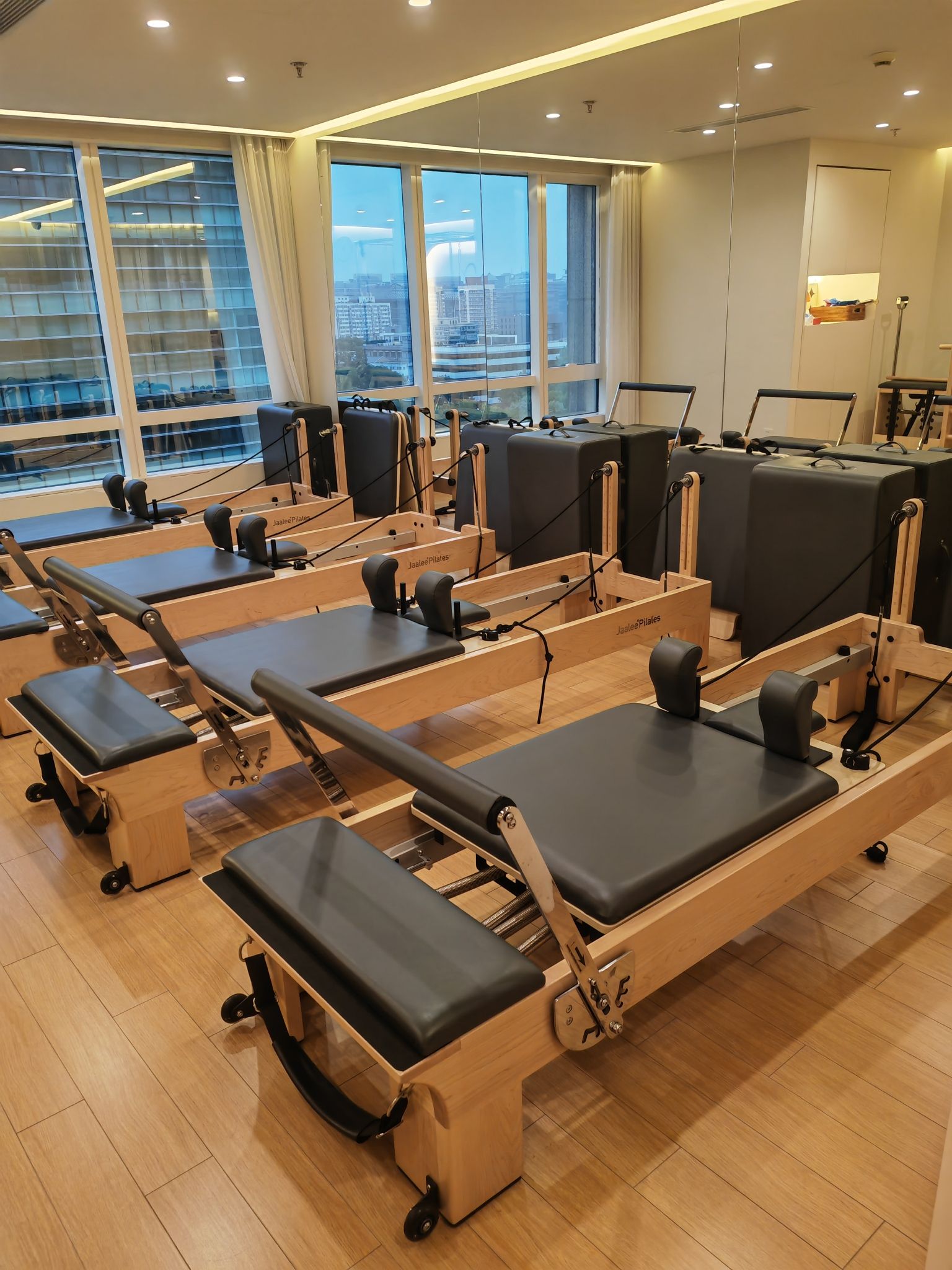 场地封面-木也瑜伽(庄胜广场中央办公楼店)