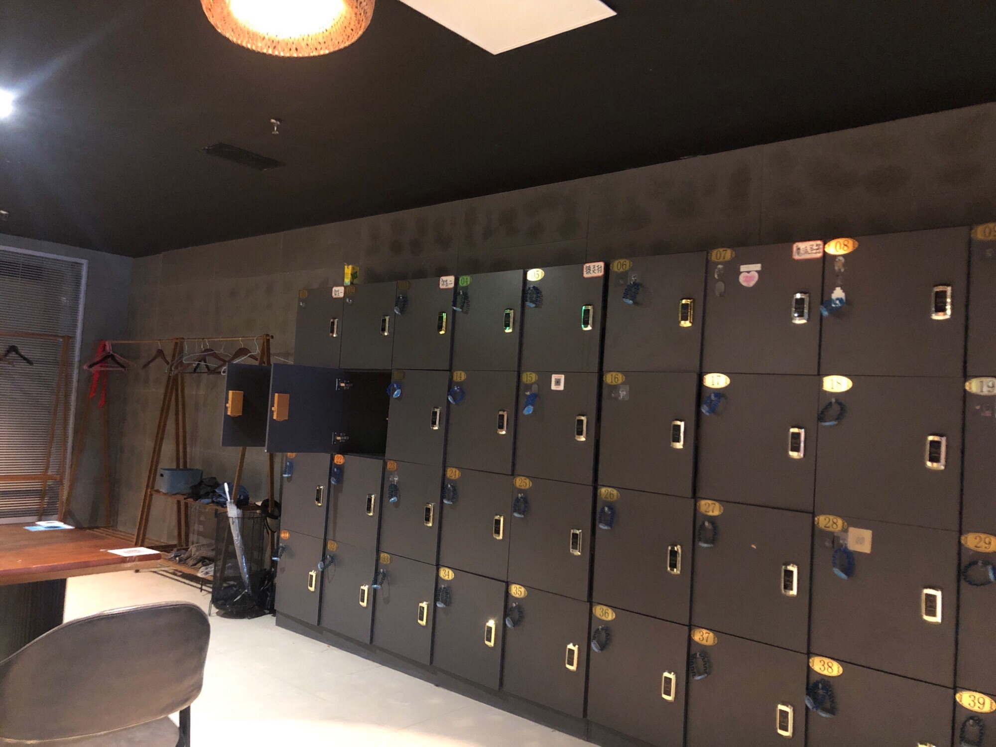 场地封面-MRX沉浸游戏(城西银泰城店)