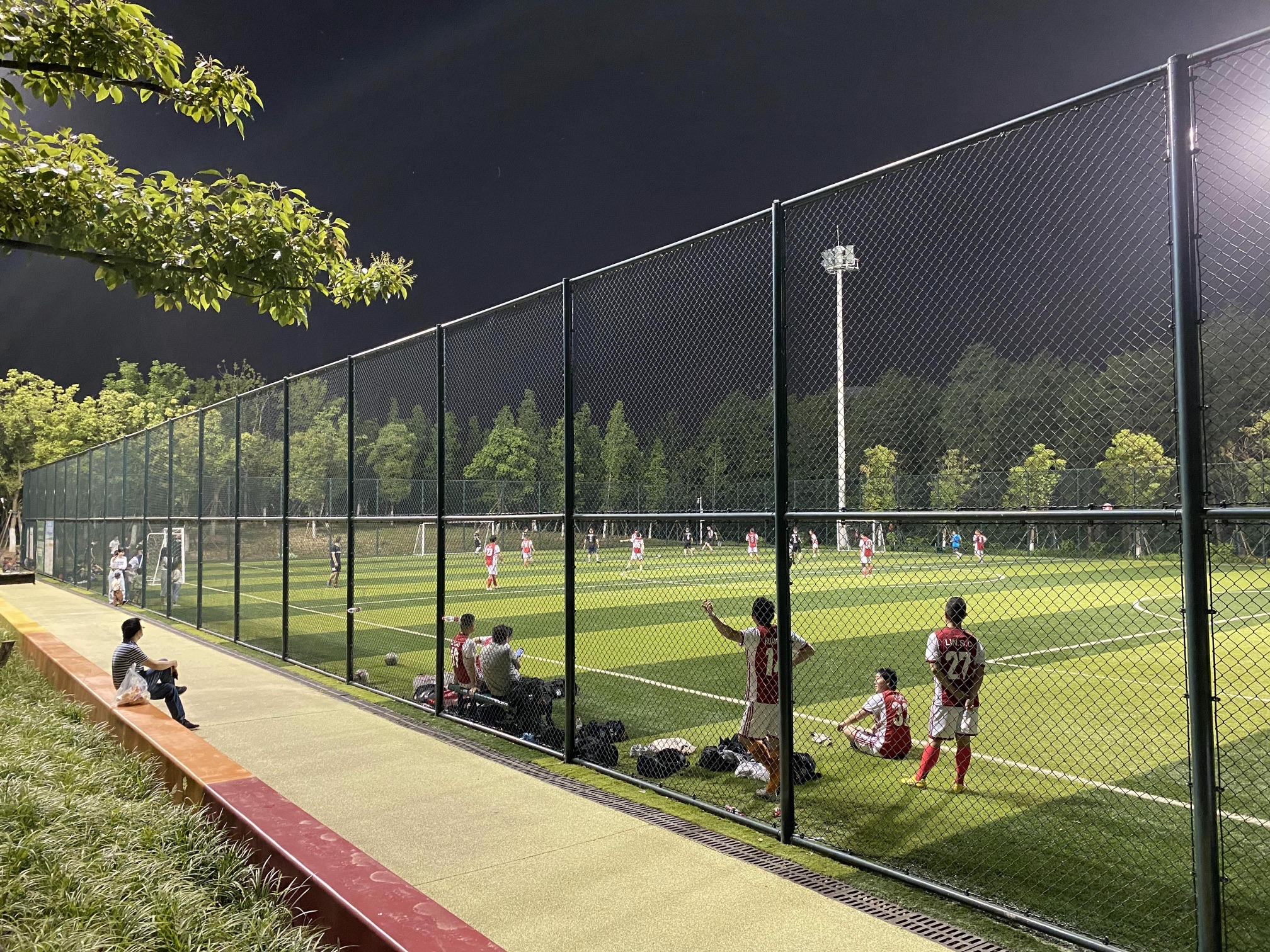 场地封面-巡司河体育公园足球场