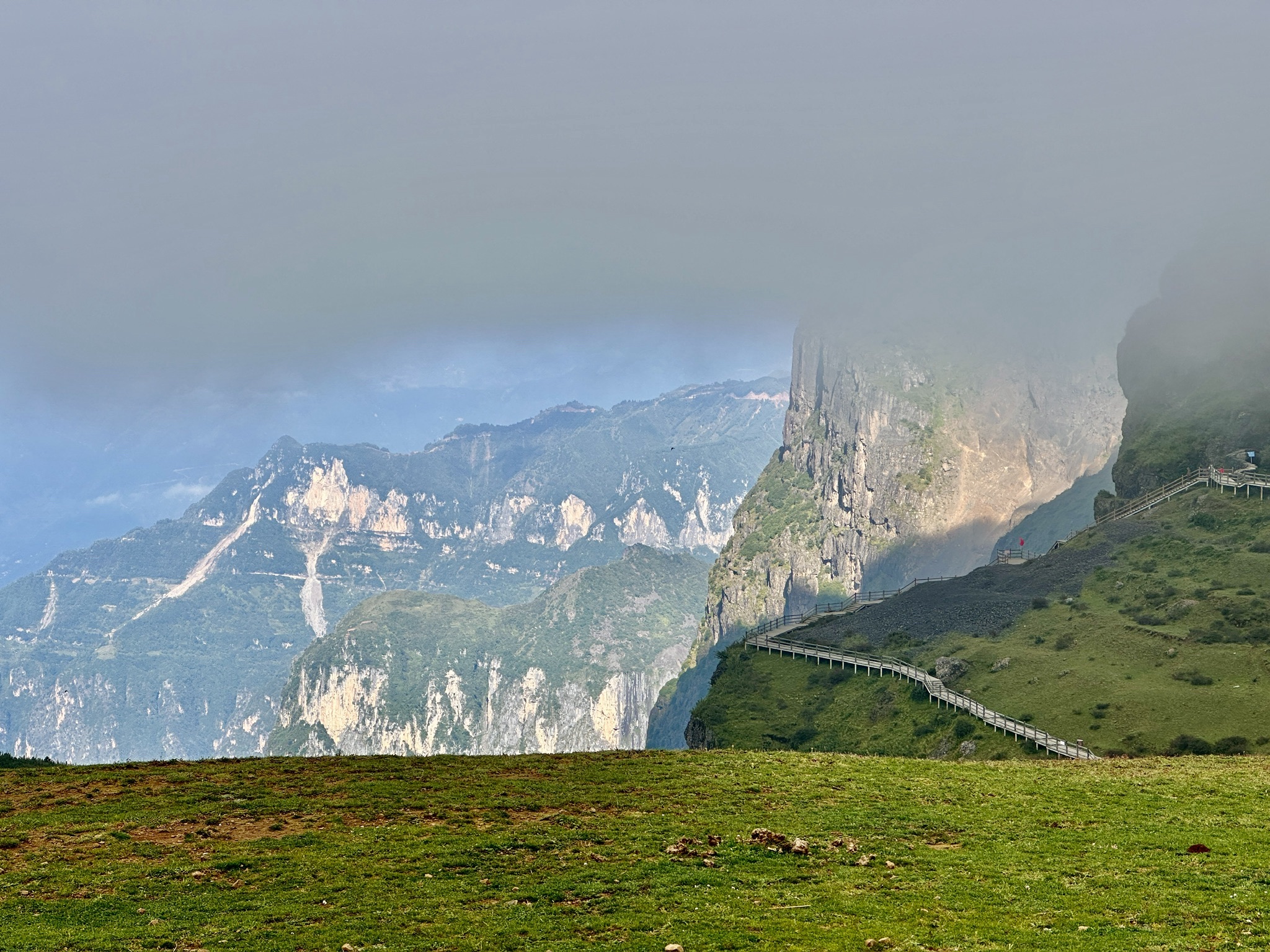 鸡公山大峡谷