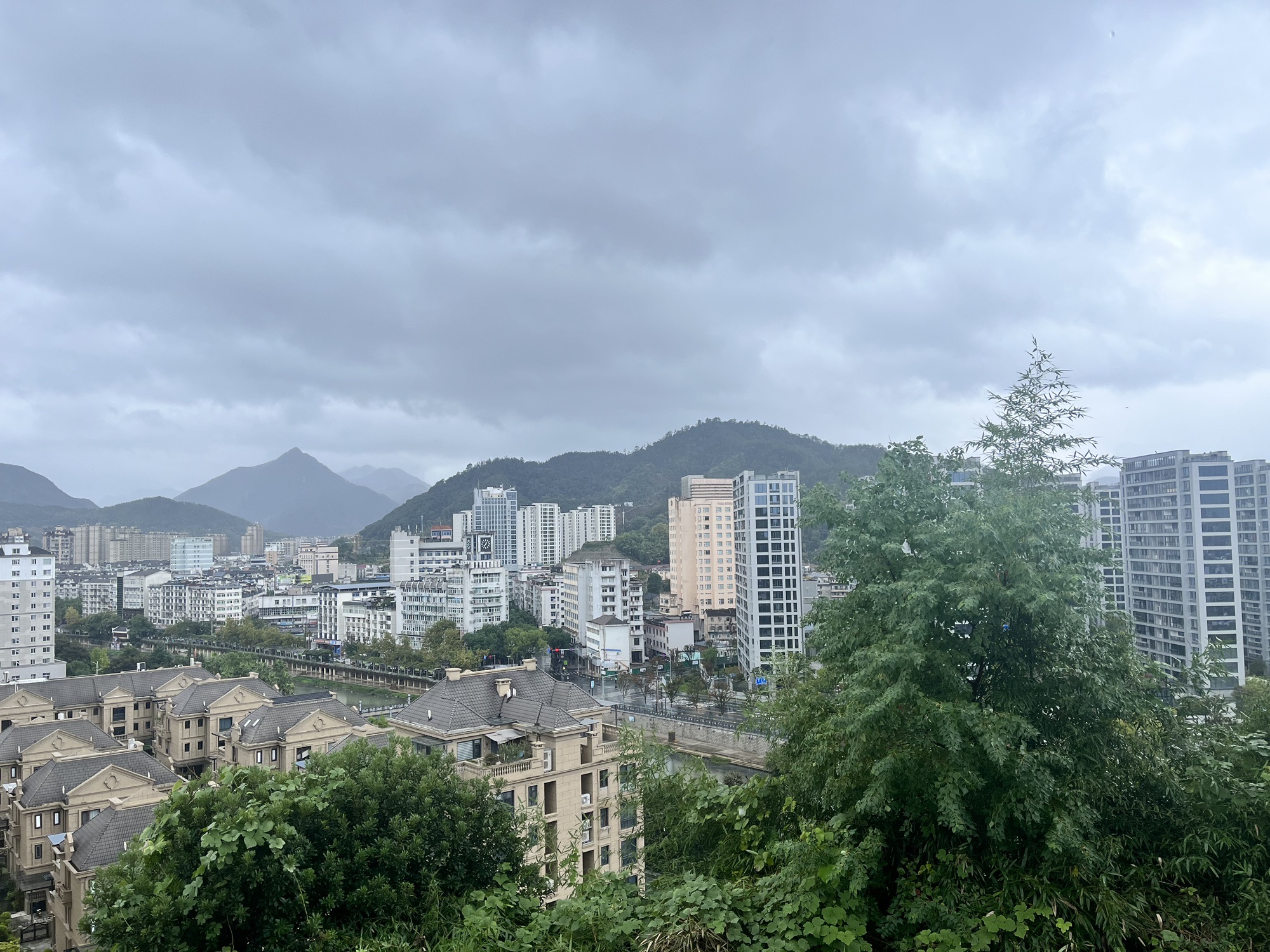 双峰塔旅行图片 2