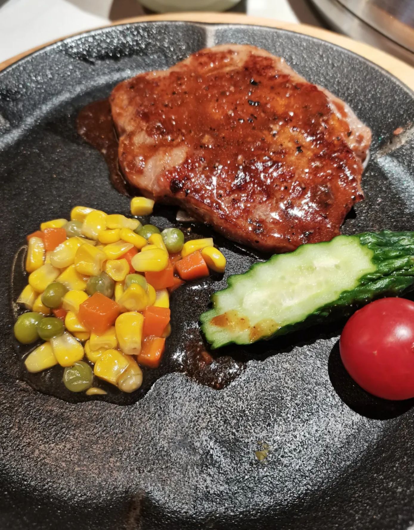 宴江山海鲜火锅烤肉自助料理(苏宁广场店)内部环境