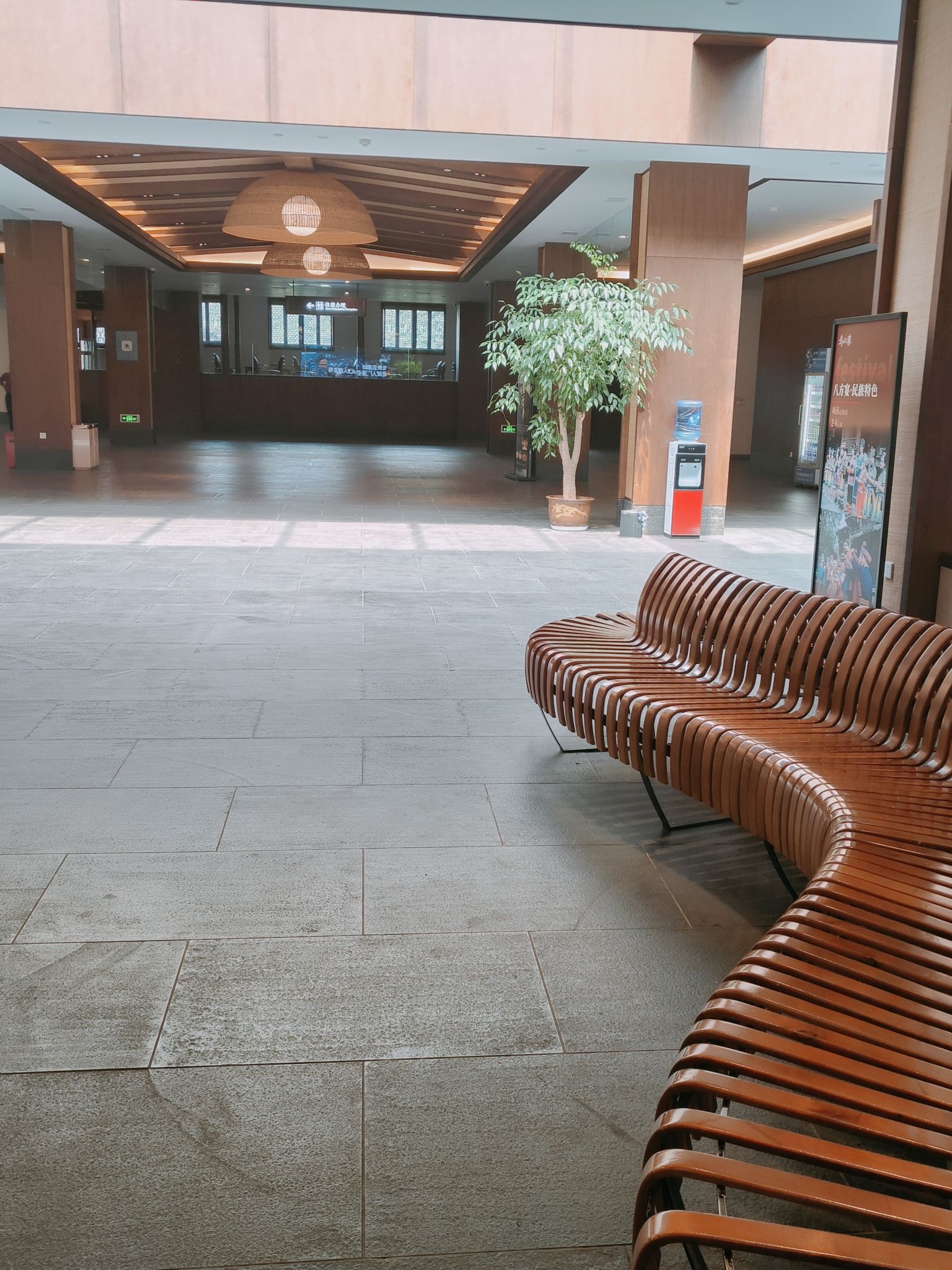 乌江寨旅游综合服务中心(西寨口)