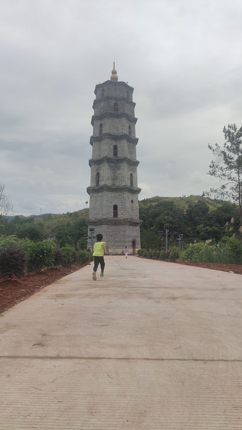 凌云塔旅行图片 3