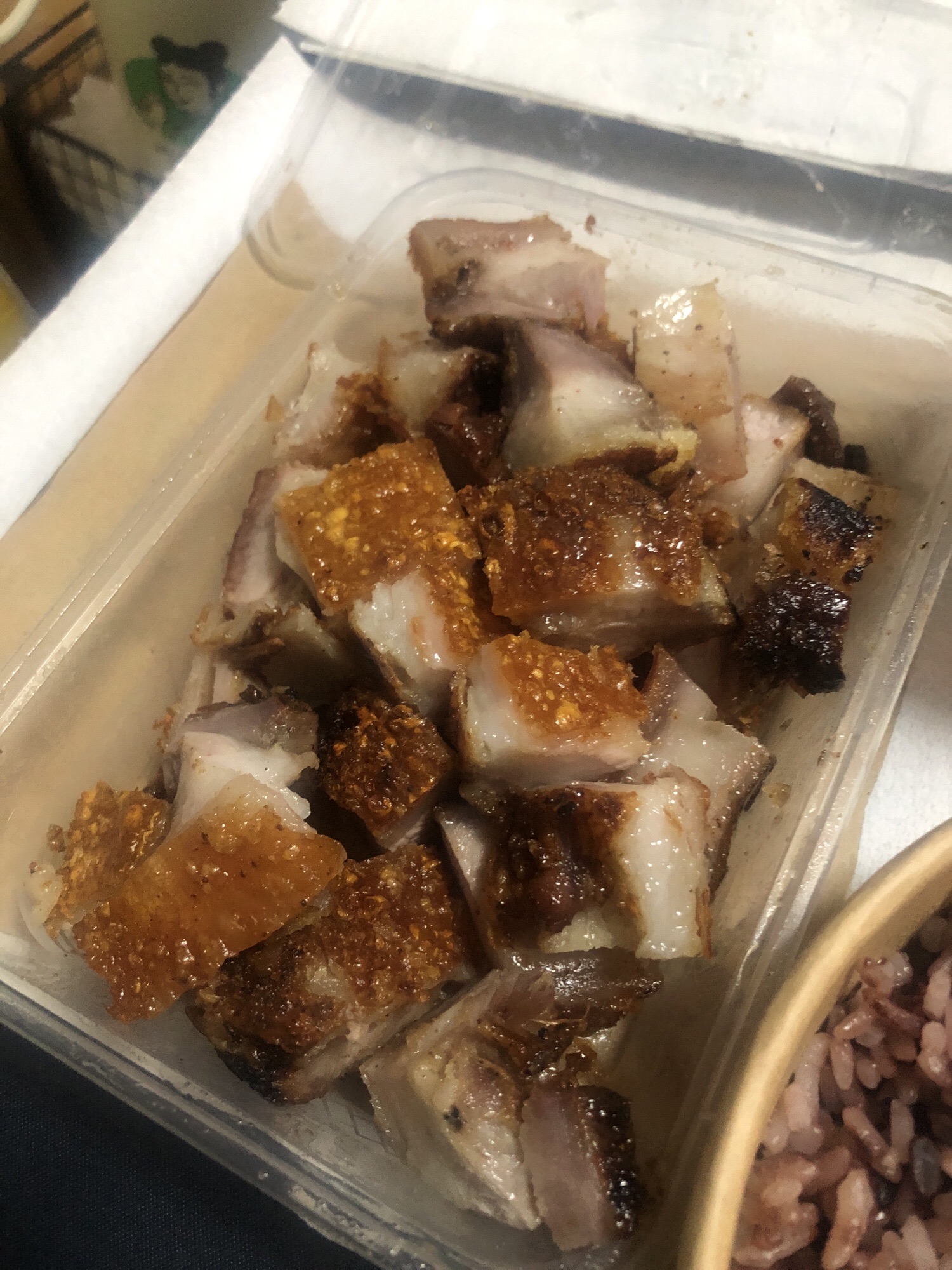 粤广烧劲脆烧肉(樟树布新村店)