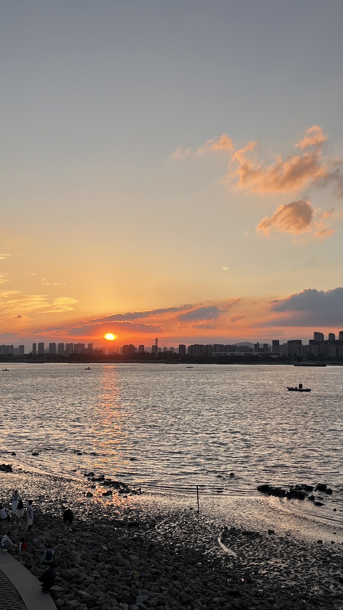 亲水圆环景观桥旅行图片 1