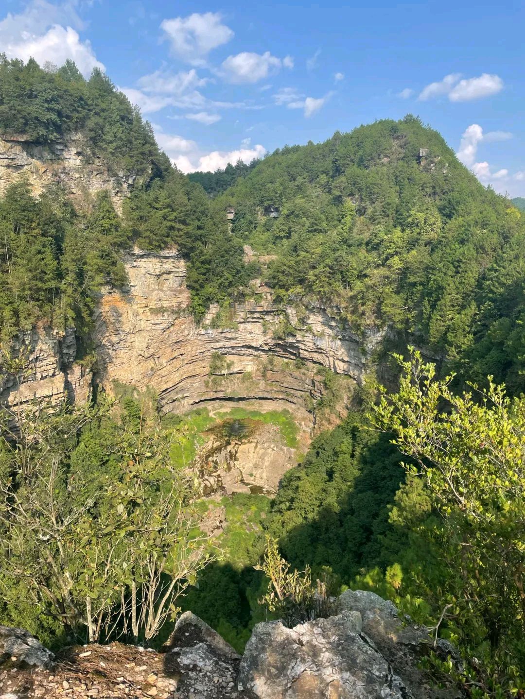 摆弓岩瀑布旅行图片 3