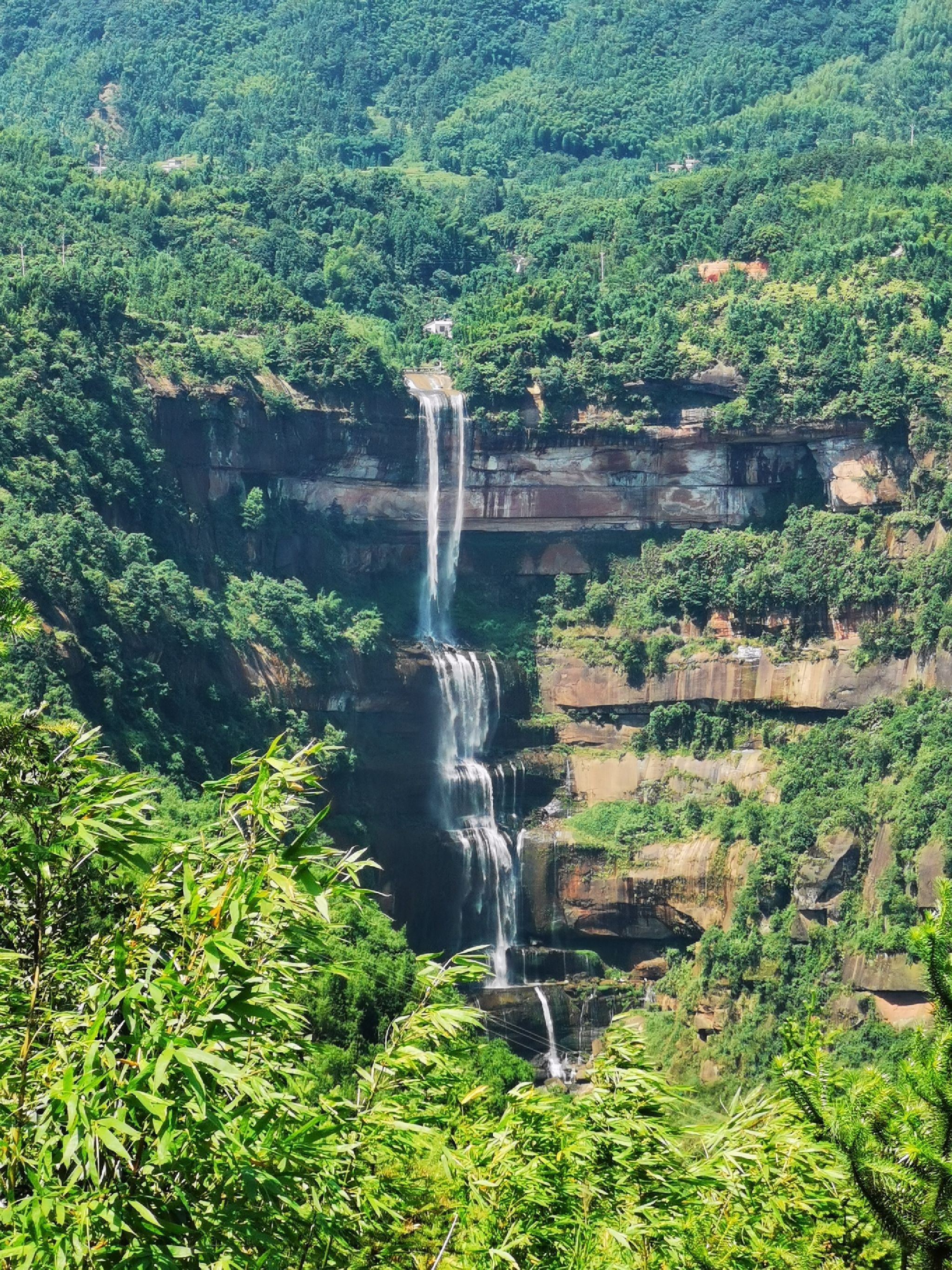 水牛岩瀑布旅行图片 1